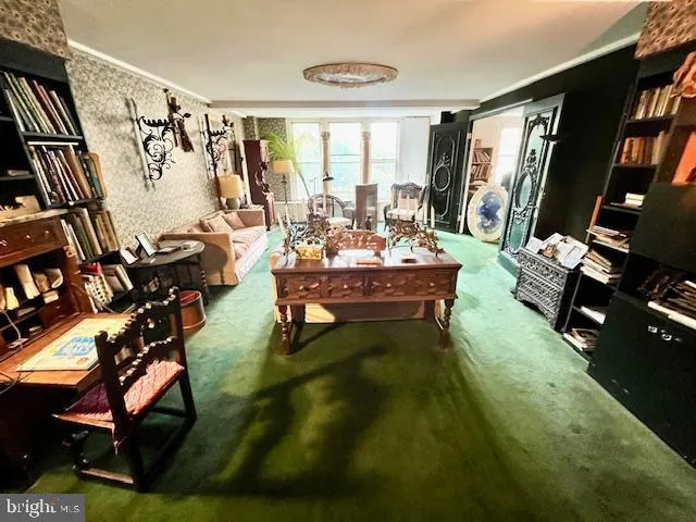 Philadelphia, Pennsylvania 19103, United States, 3 Bedrooms Bedrooms, ,3 BathroomsBathrooms,Residential,Contingent,43499