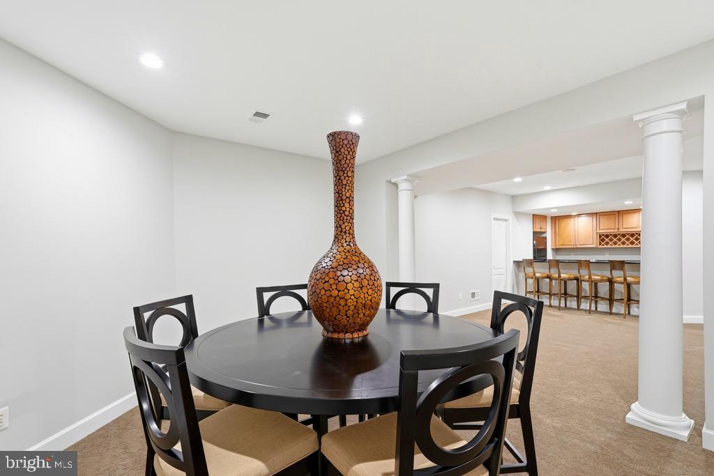 RED CEDAR WEST - Residential