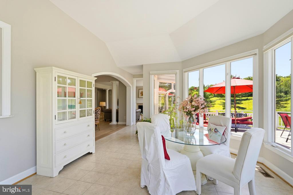 RED CEDAR WEST - Residential