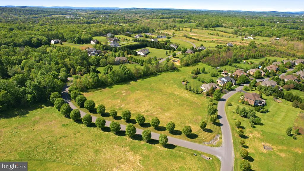 RED CEDAR WEST - Residential