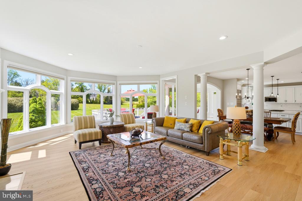 RED CEDAR WEST - Residential