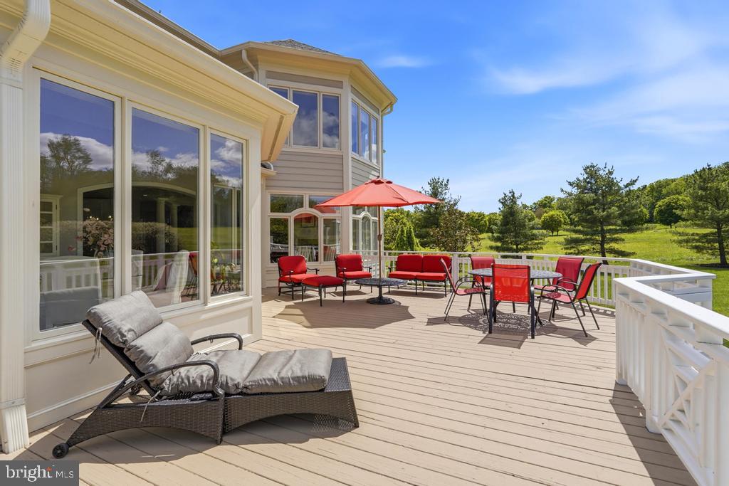 RED CEDAR WEST - Residential