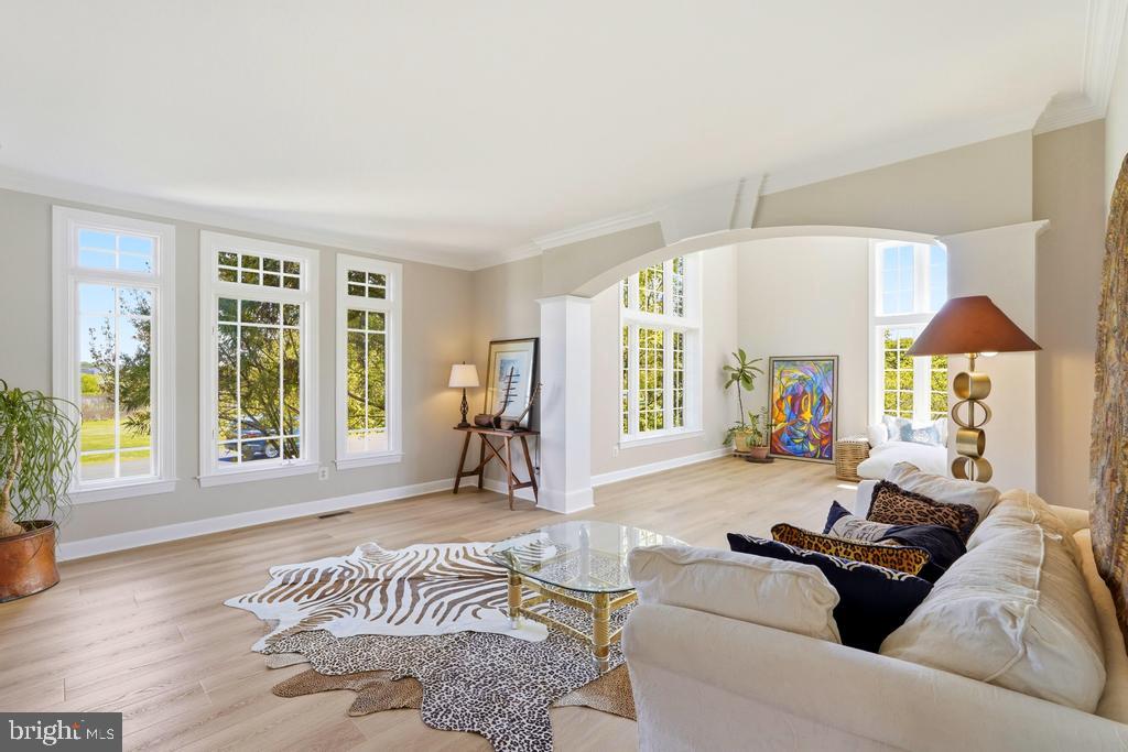 RED CEDAR WEST - Residential