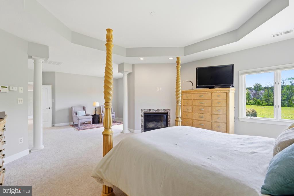 RED CEDAR WEST - Residential