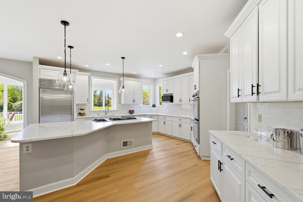 RED CEDAR WEST - Residential