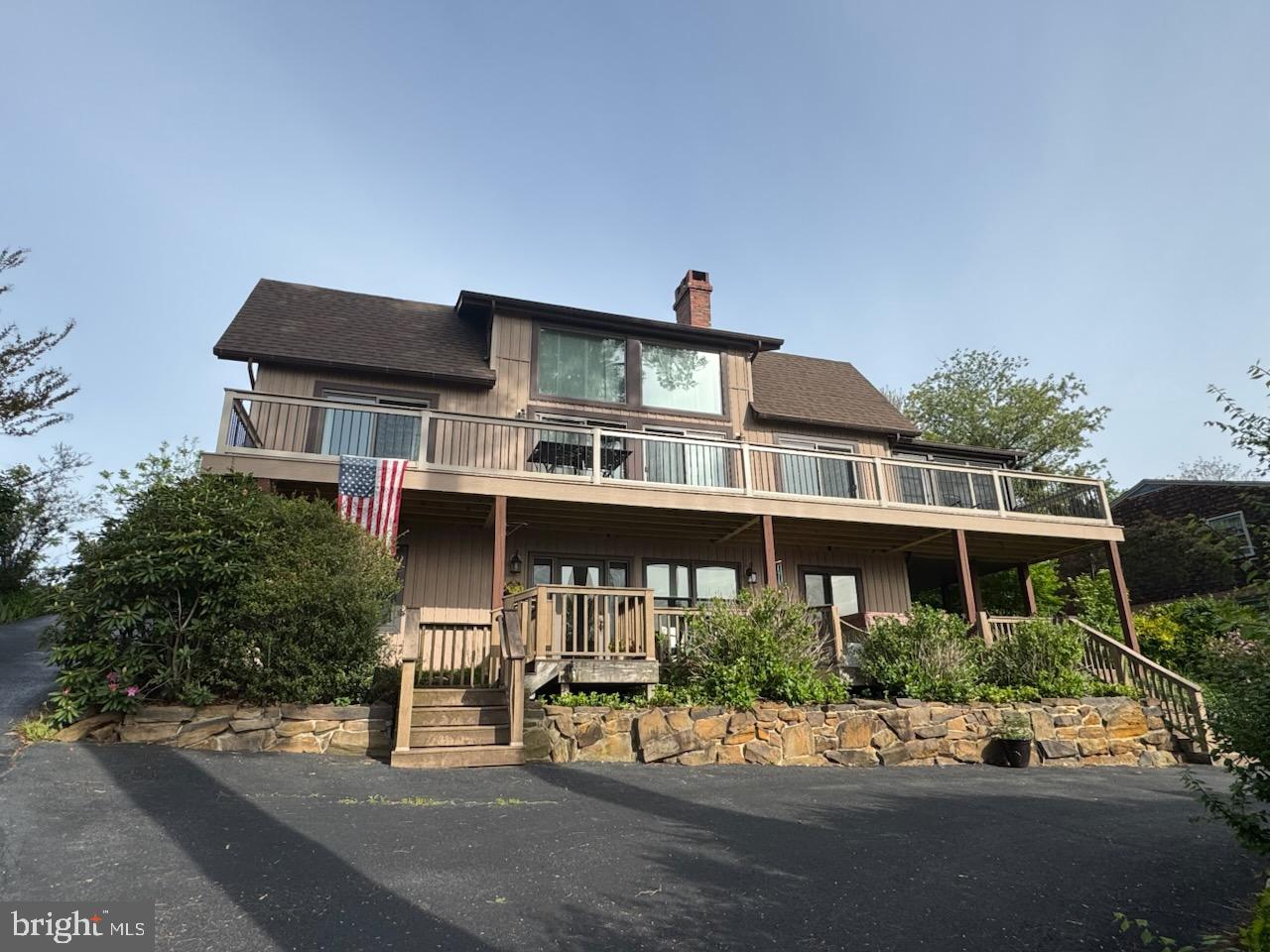 33 BONNEY SHORES