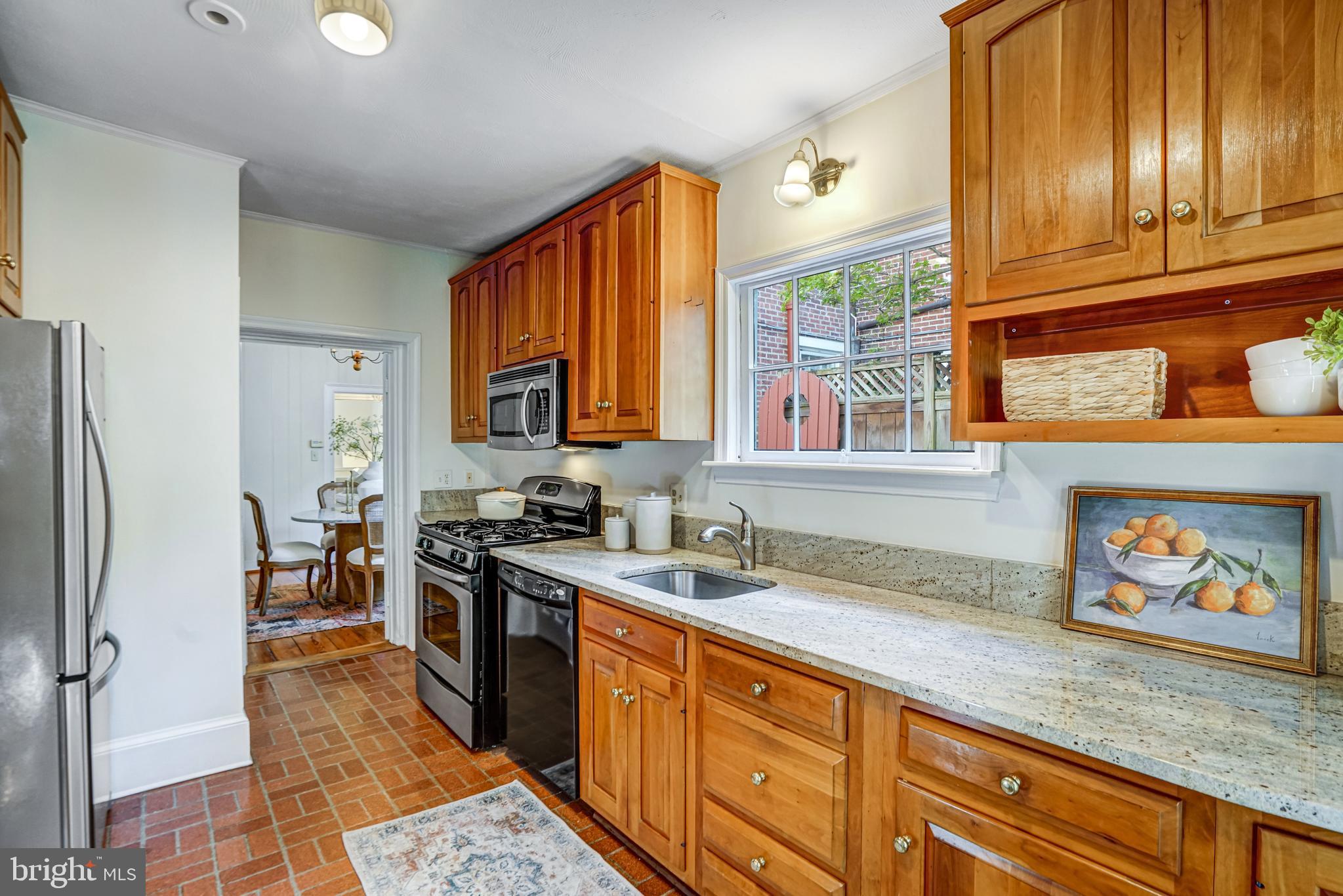 OLD TOWN ALEXANDRIA - Residential