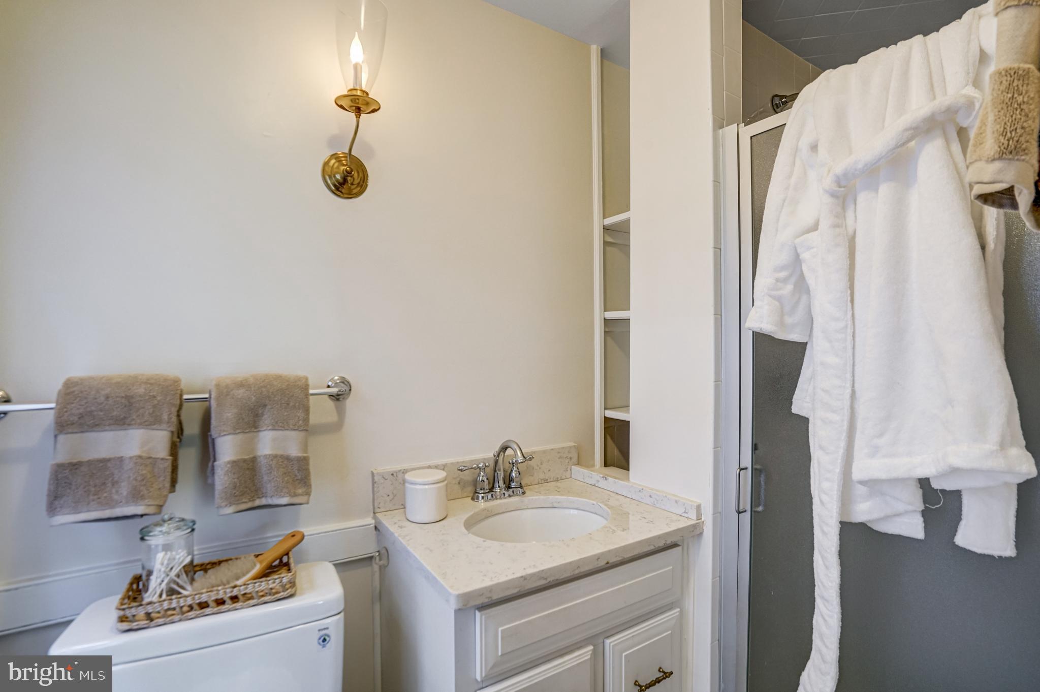 OLD TOWN ALEXANDRIA - Residential