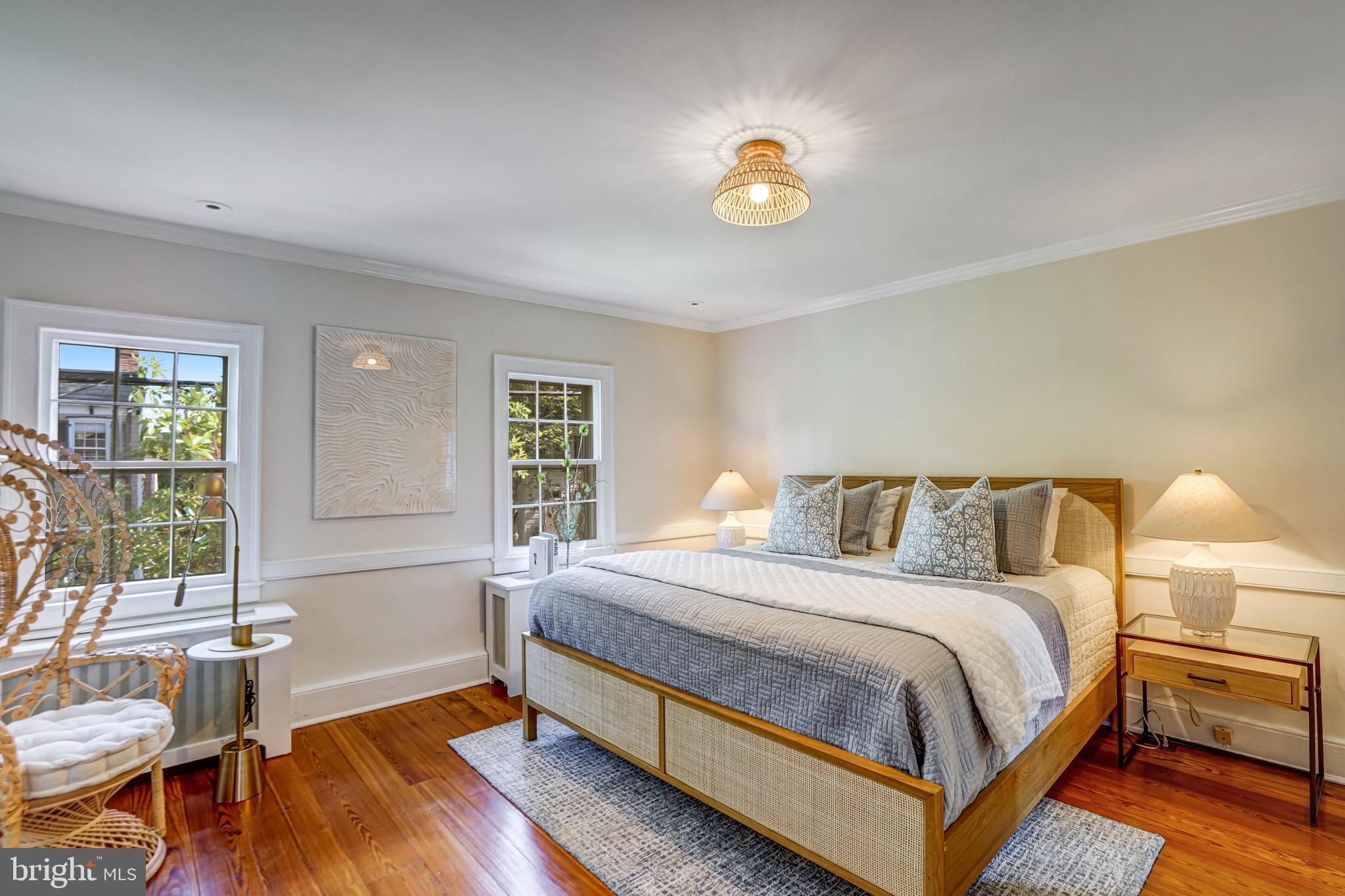 OLD TOWN ALEXANDRIA - Residential