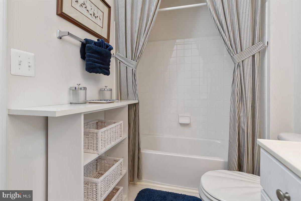 PINEY ORCHARD - Residential