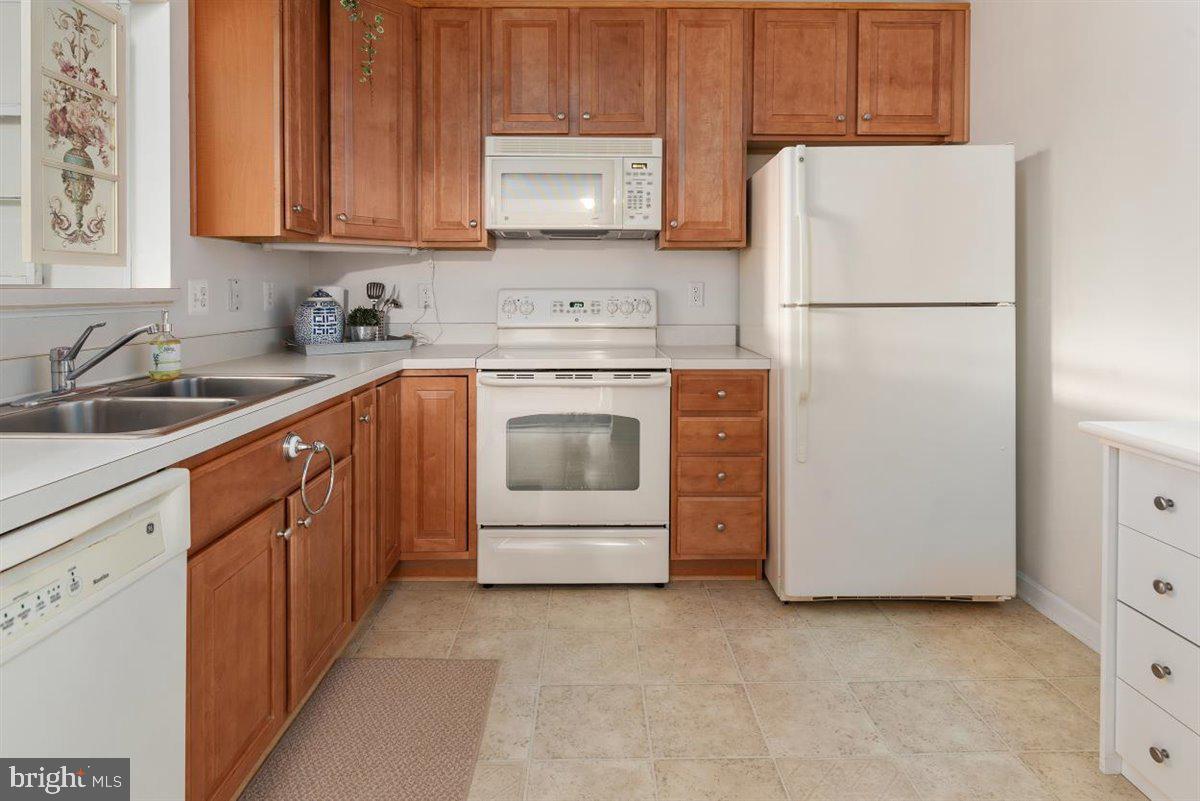 PINEY ORCHARD - Residential