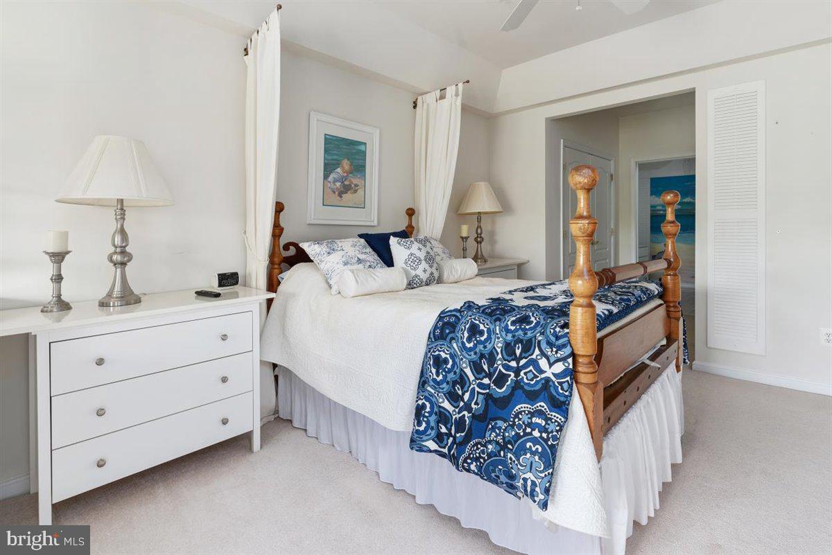 PINEY ORCHARD - Residential