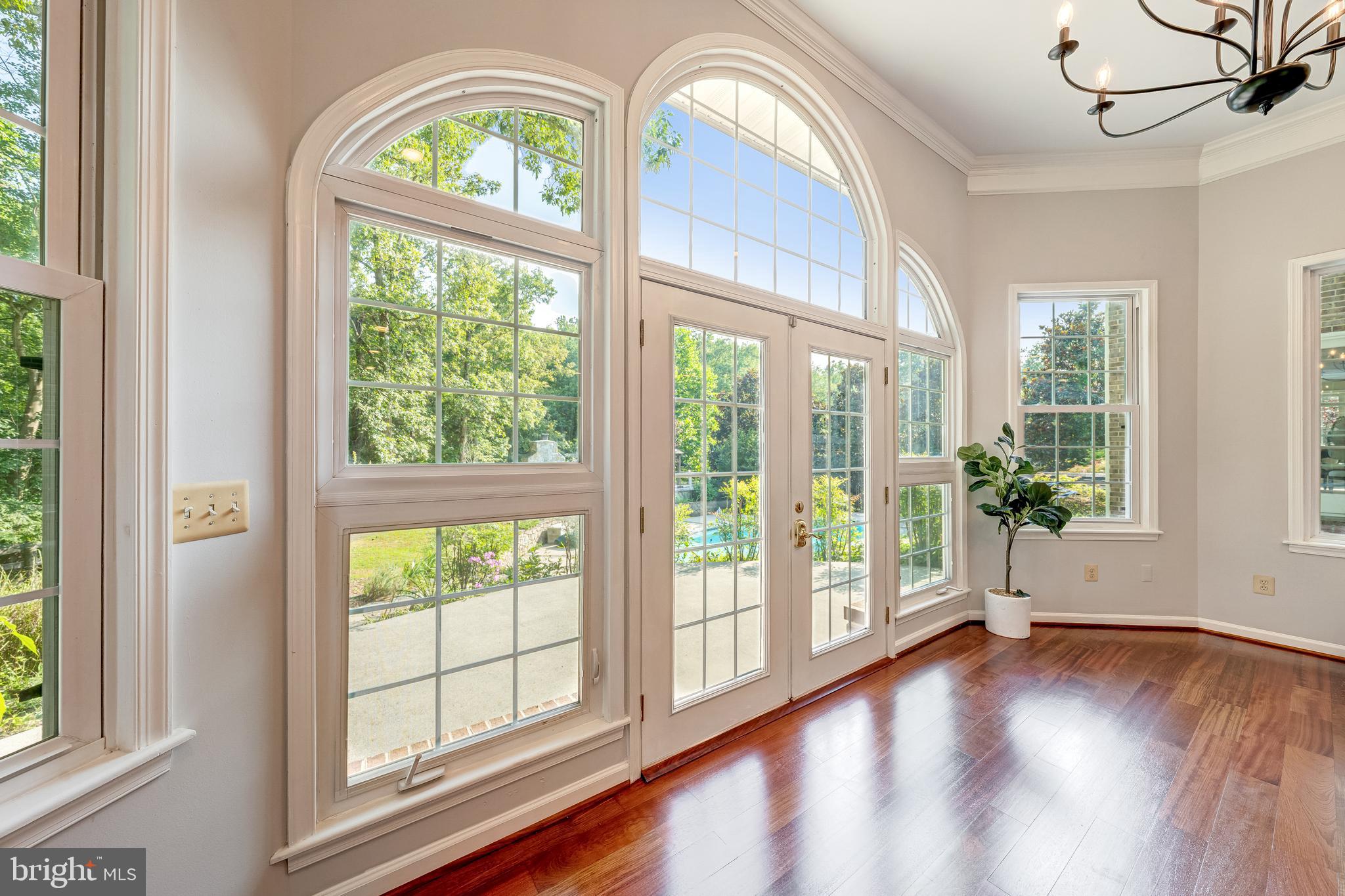 STONEY CREEK WOODS - Residential