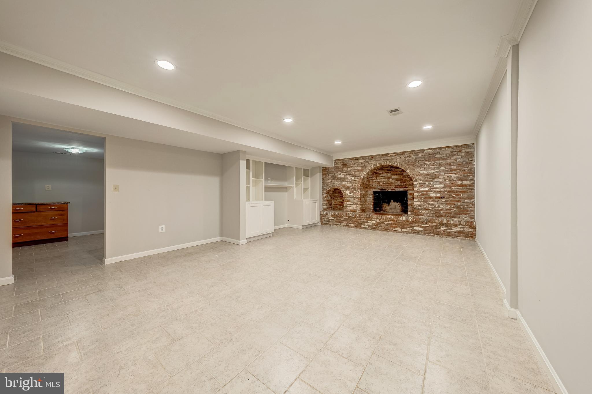 STONEY CREEK WOODS - Residential