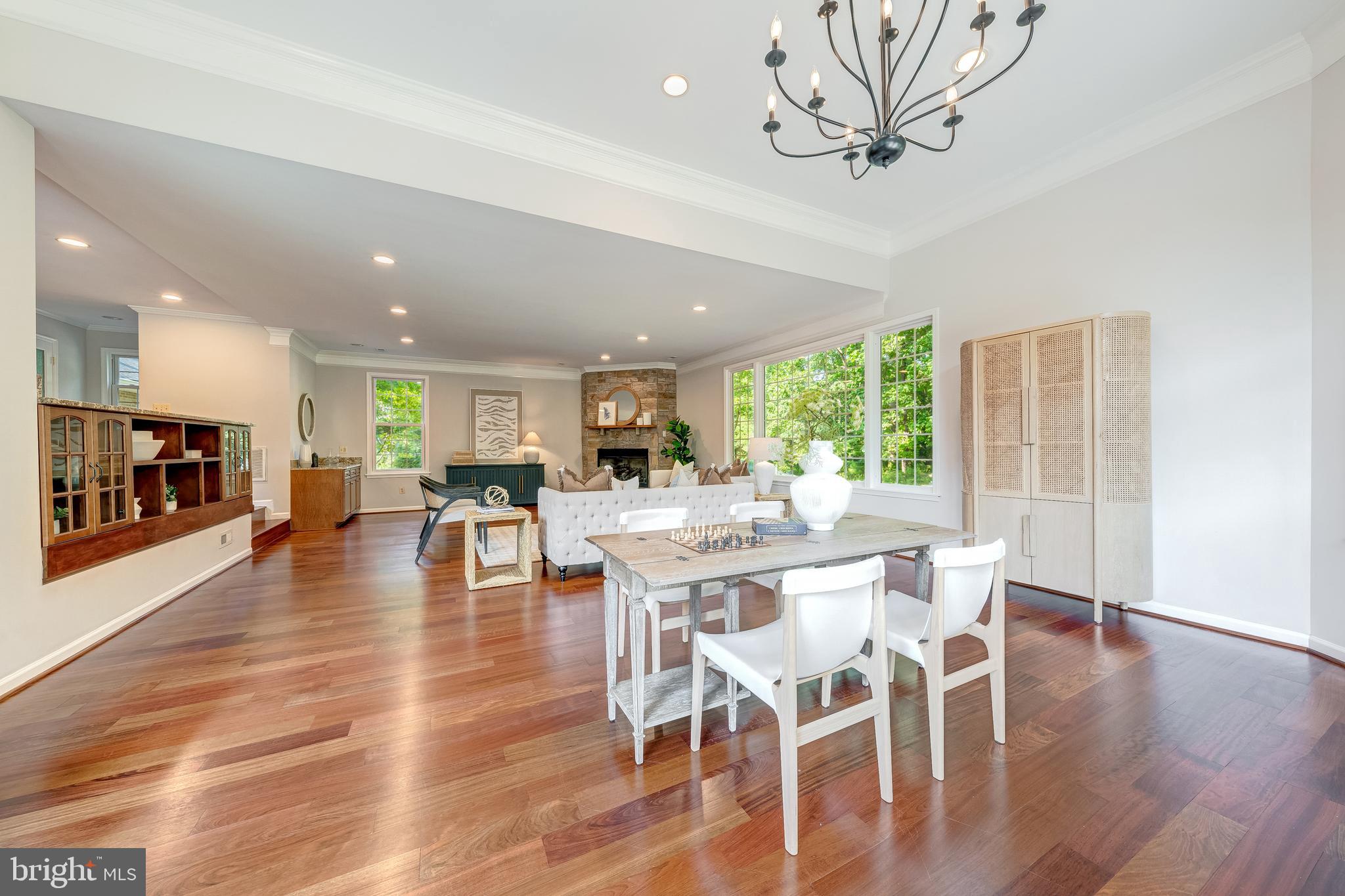 STONEY CREEK WOODS - Residential