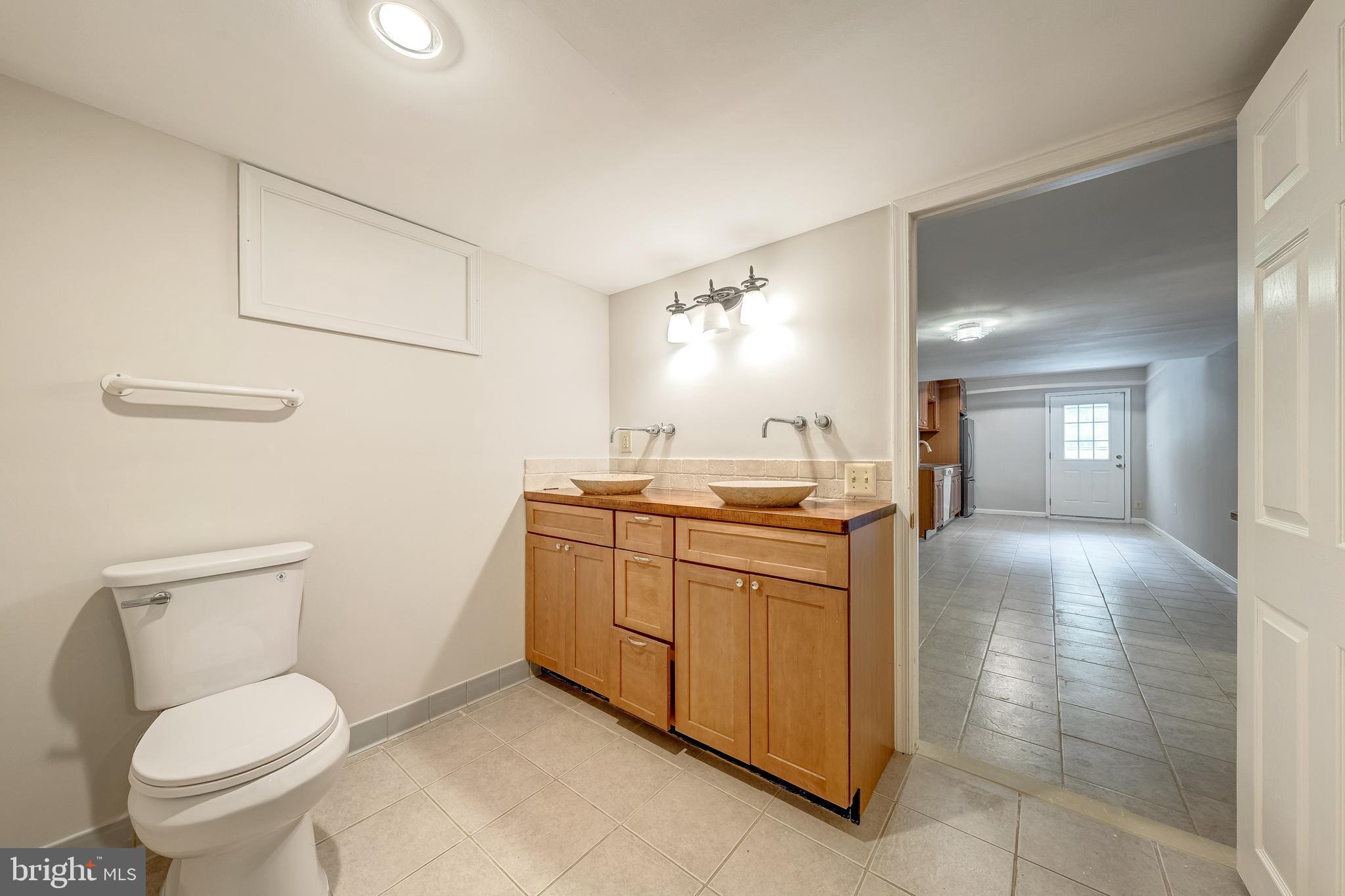 STONEY CREEK WOODS - Residential