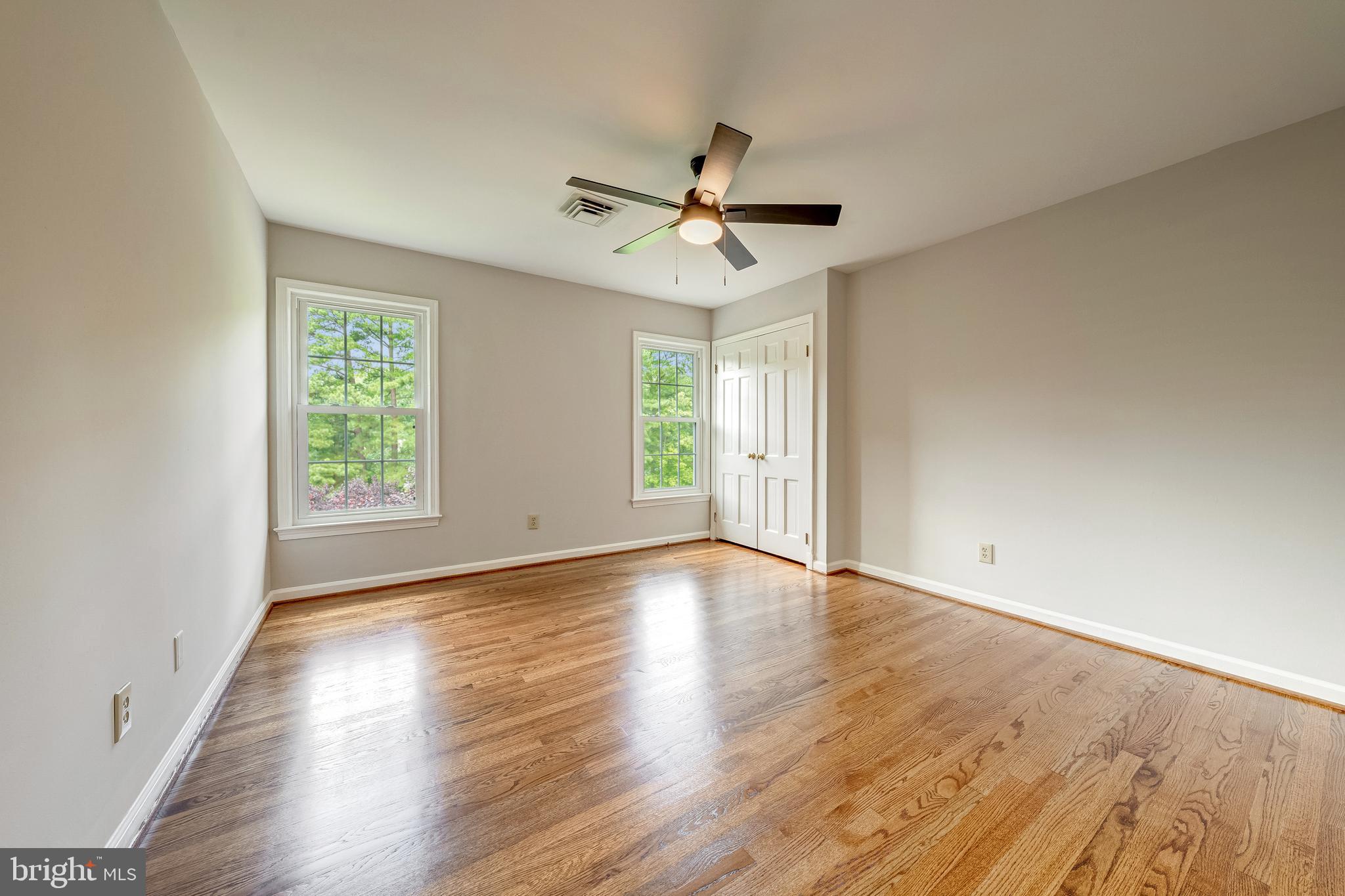 STONEY CREEK WOODS - Residential