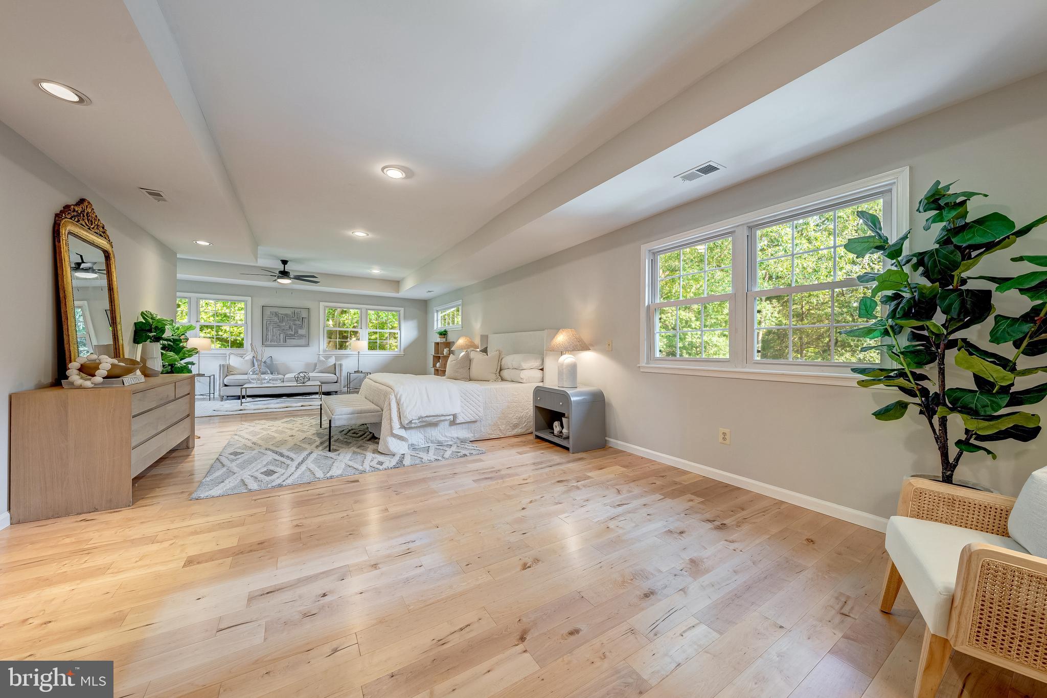 STONEY CREEK WOODS - Residential