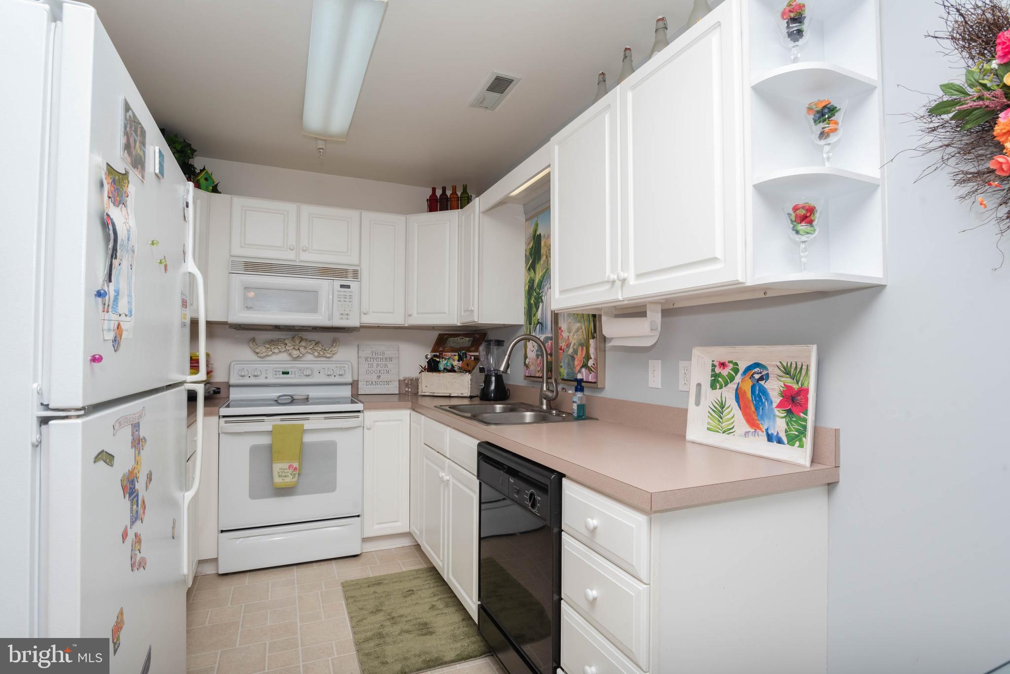 AVALON RETIREMENT COMM - Residential