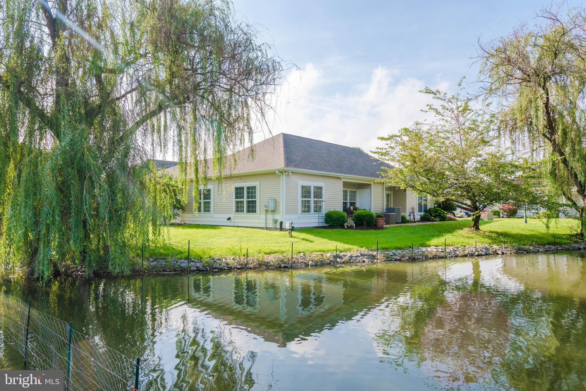 AVALON RETIREMENT COMM - Residential