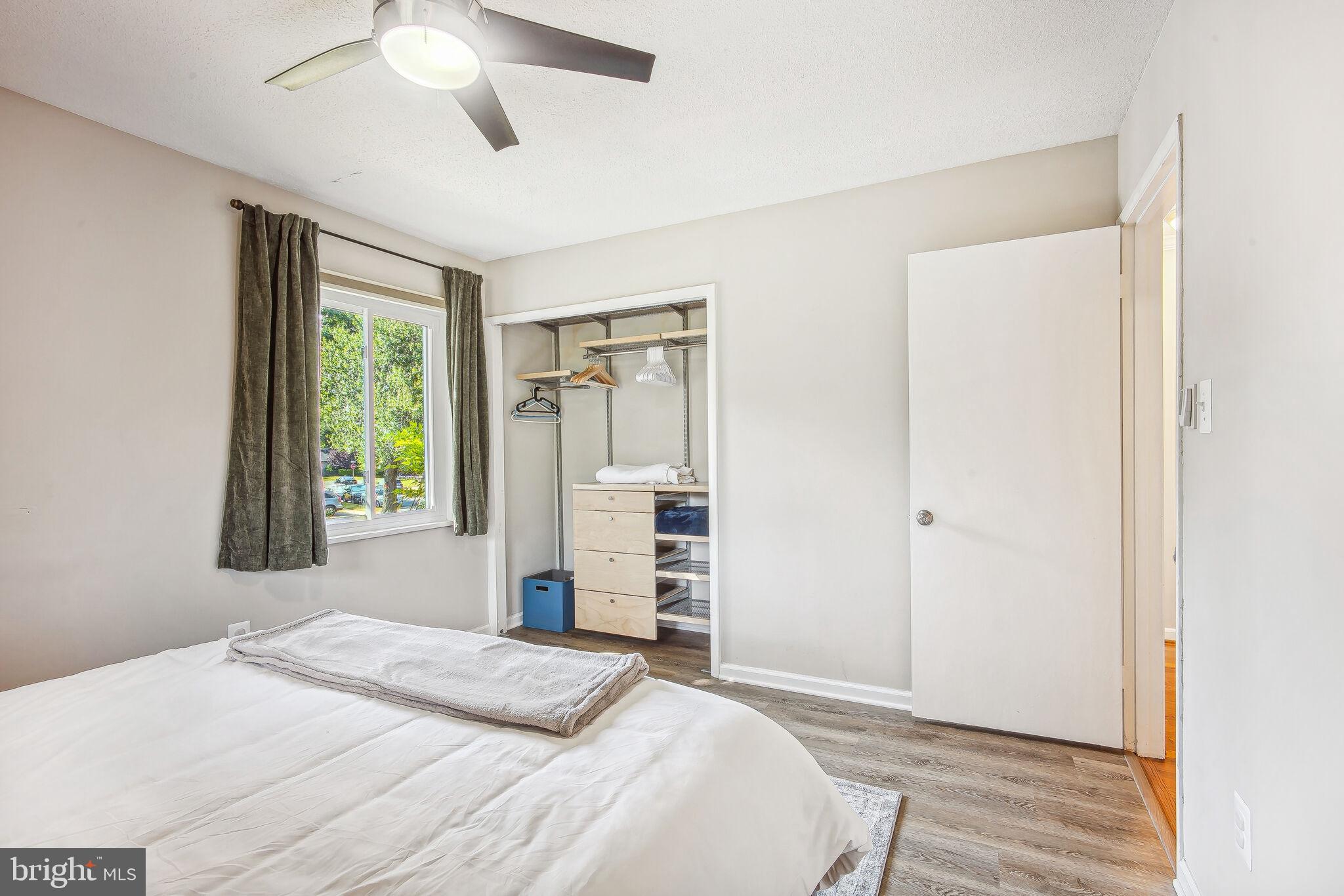 PARKLAWN - Residential Lease