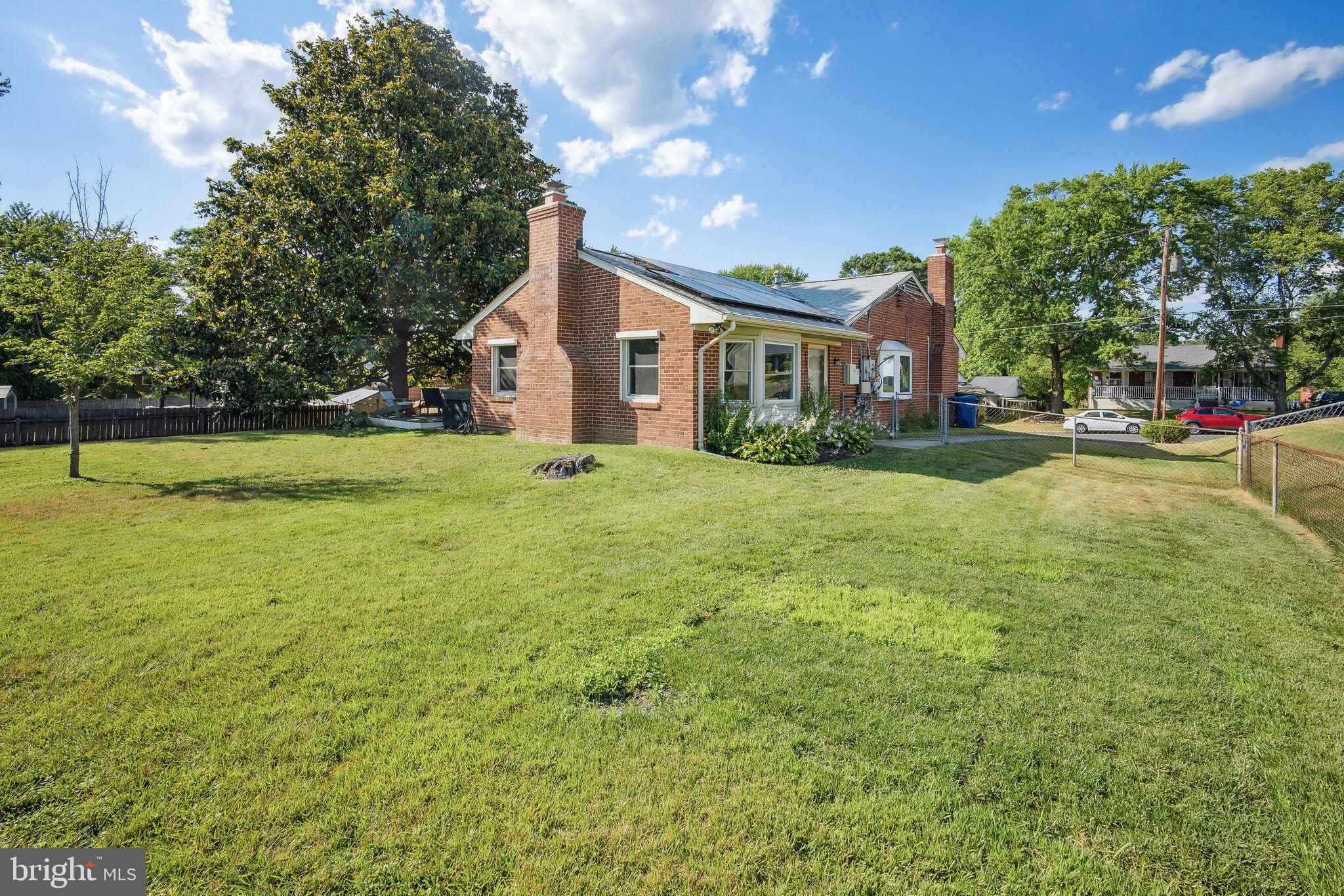 PARKLAWN - Residential Lease