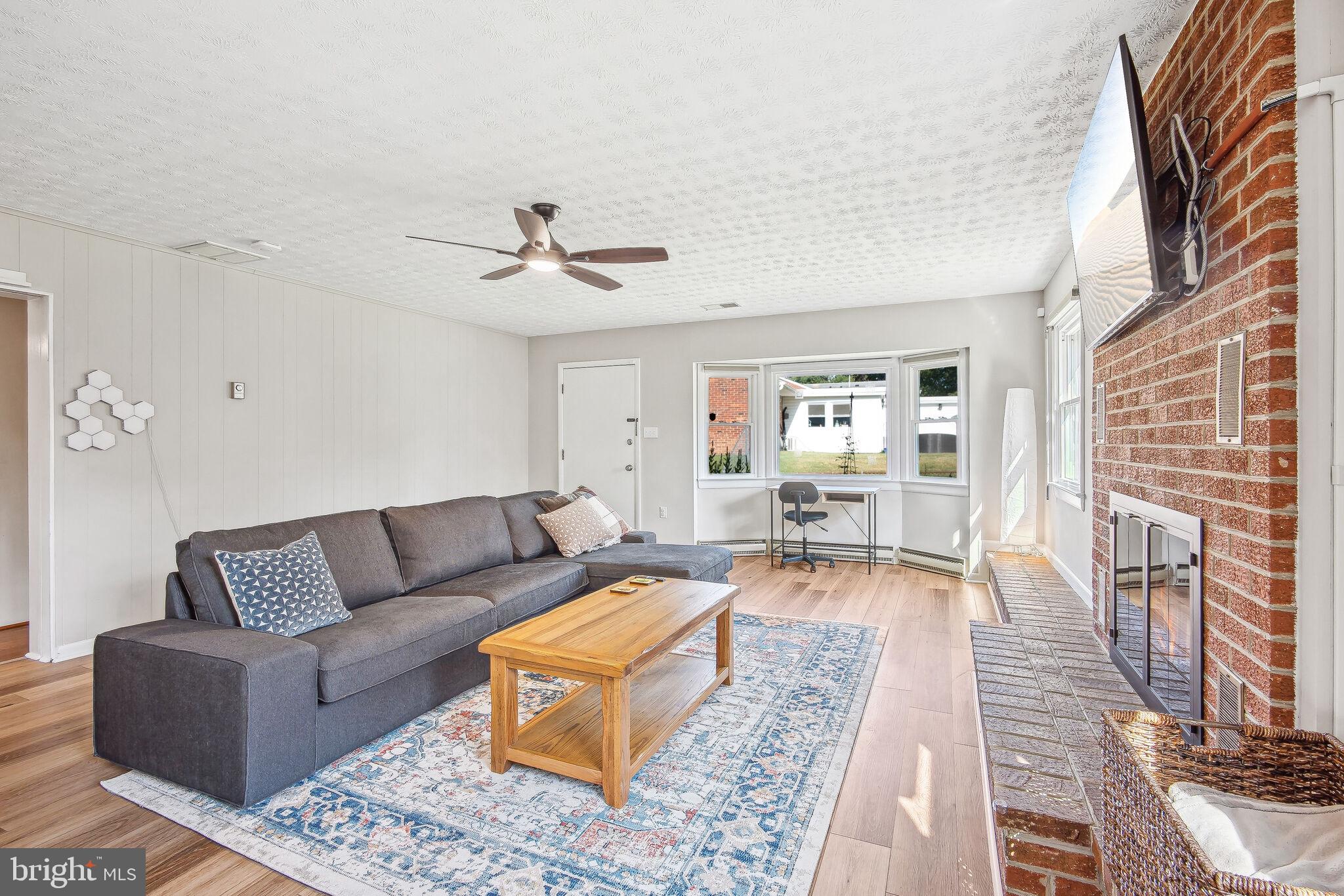 PARKLAWN - Residential Lease