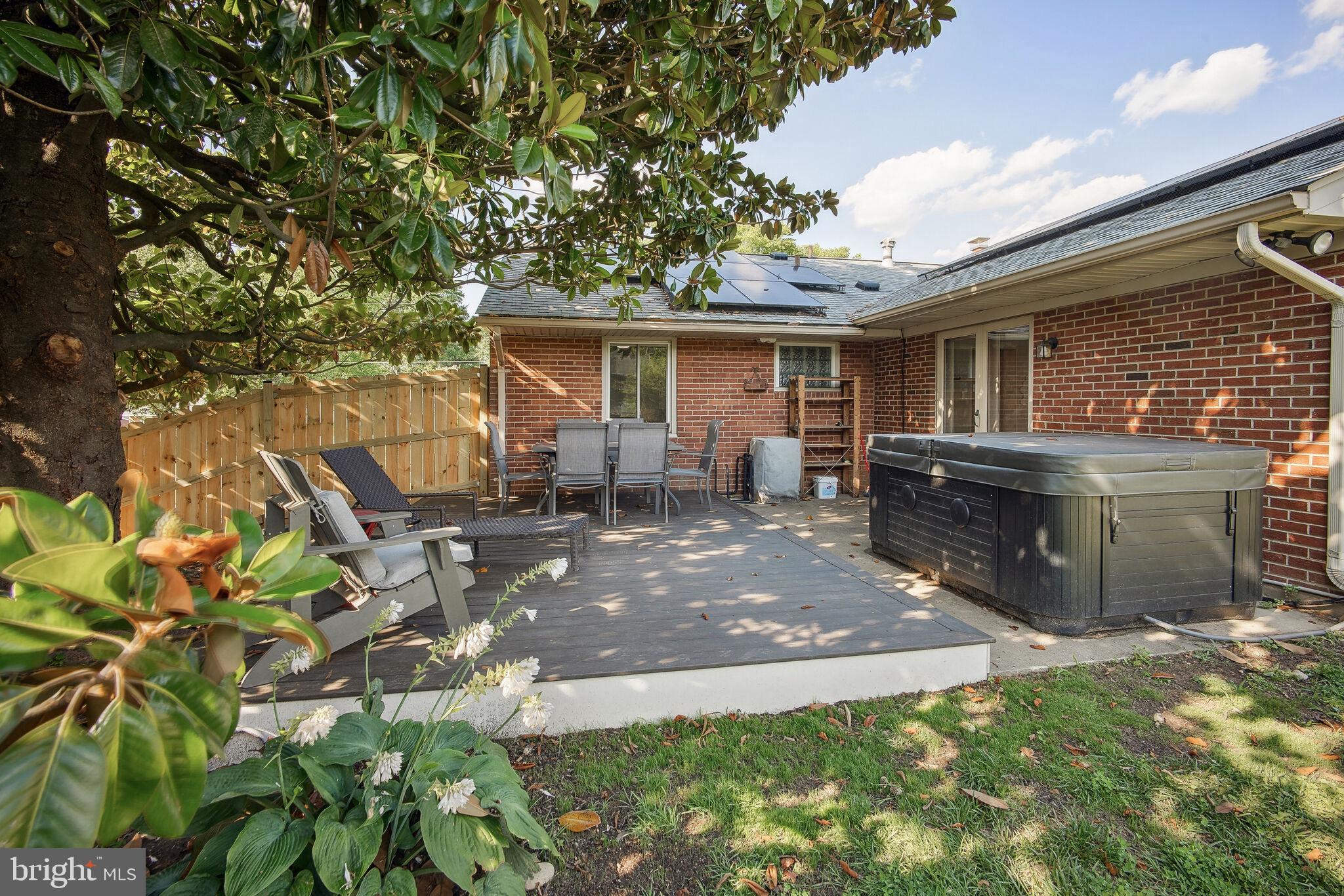 PARKLAWN - Residential Lease