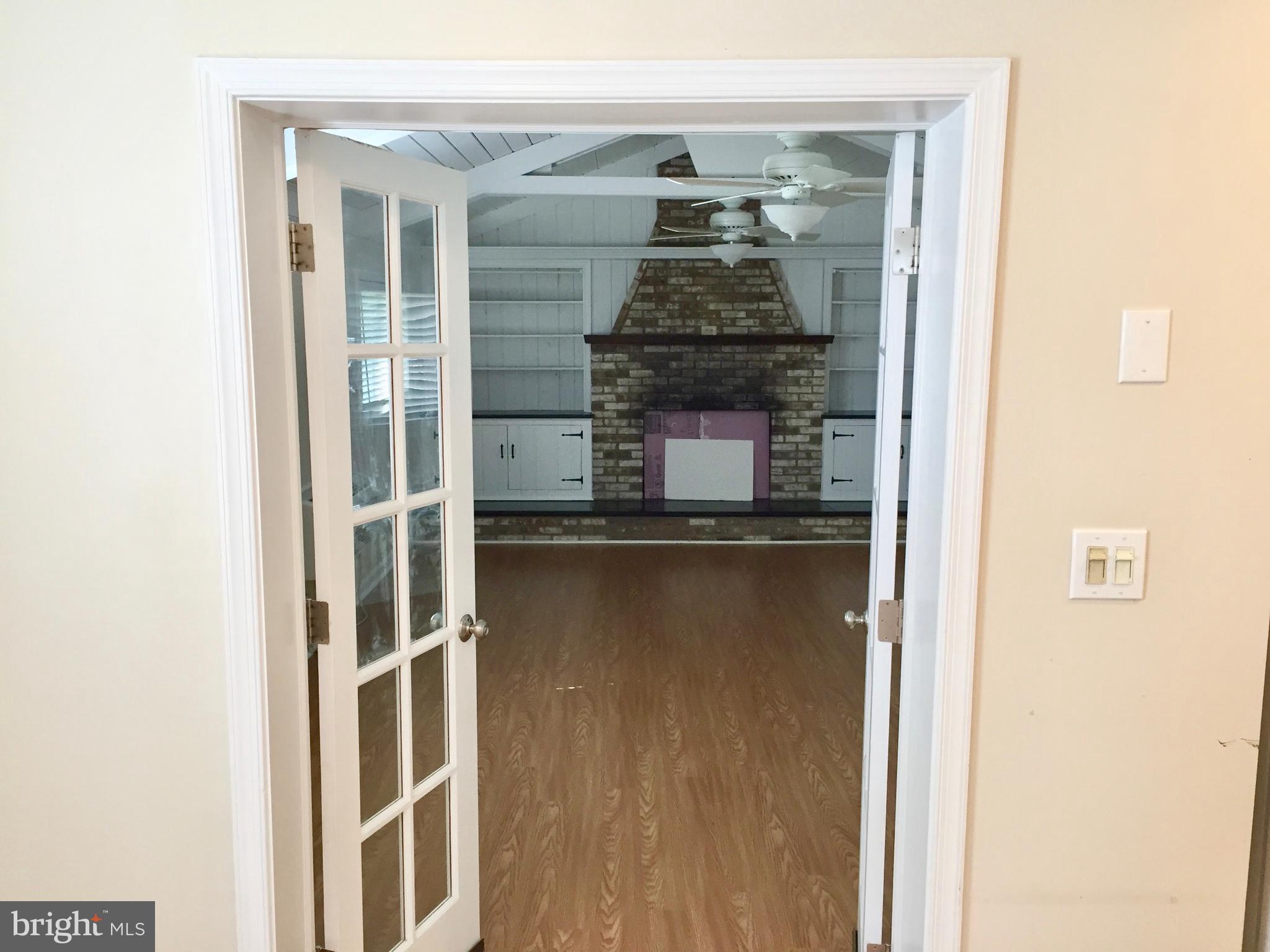 ROSEWOOD - Residential Lease