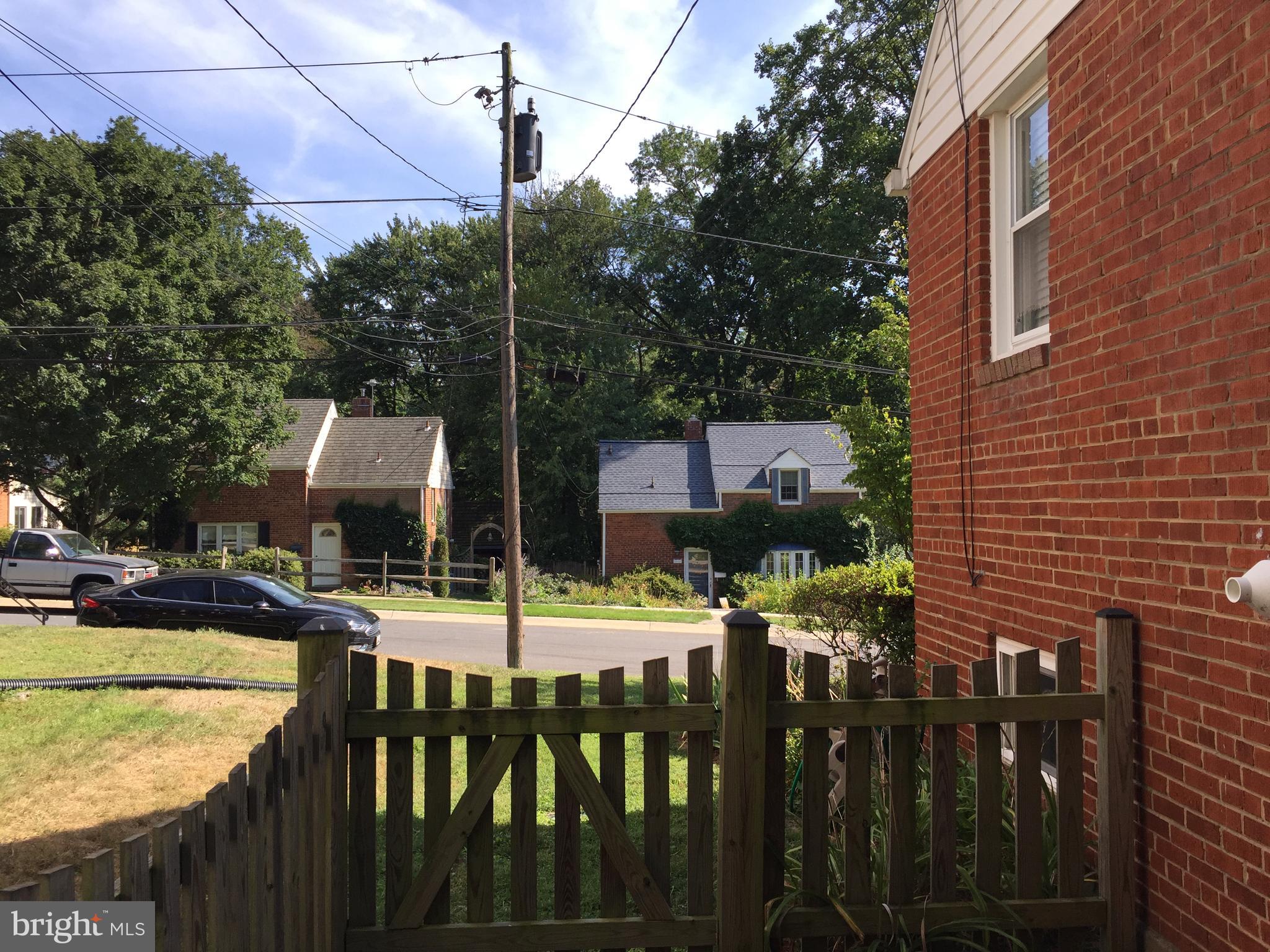 ROSEWOOD - Residential Lease