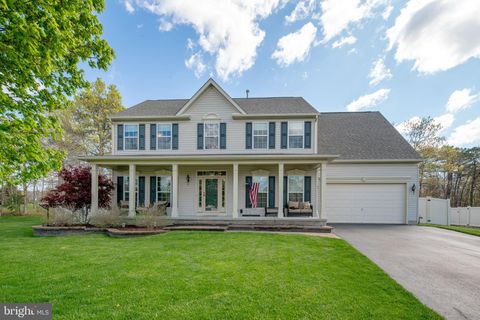 32 CARRIAGE WAY BARNEGAT NJ 08005