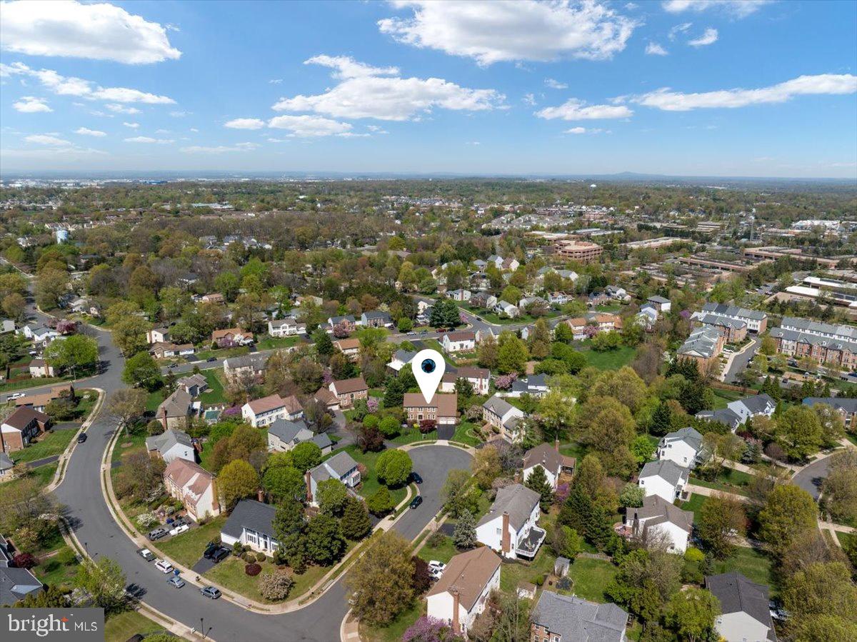 THE DOWNS - Residential