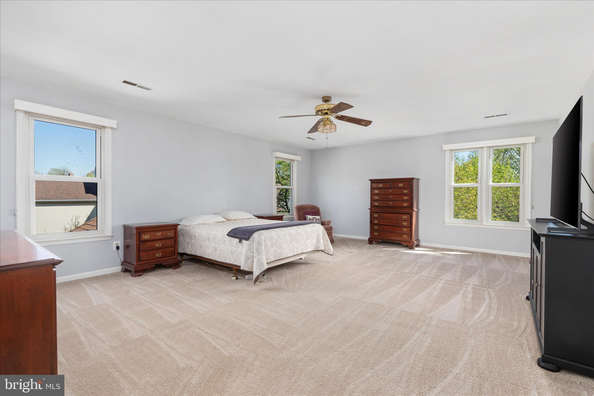 THE DOWNS - Residential