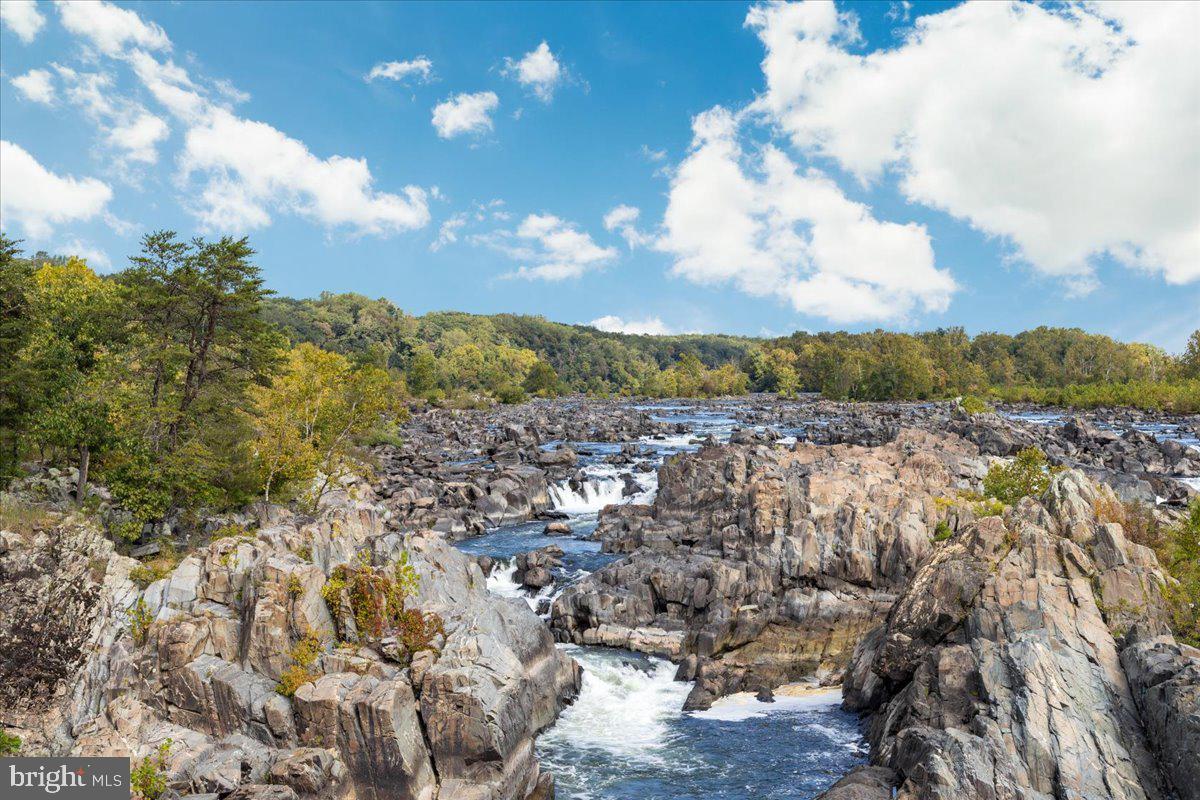 THE DOWNS - Residential