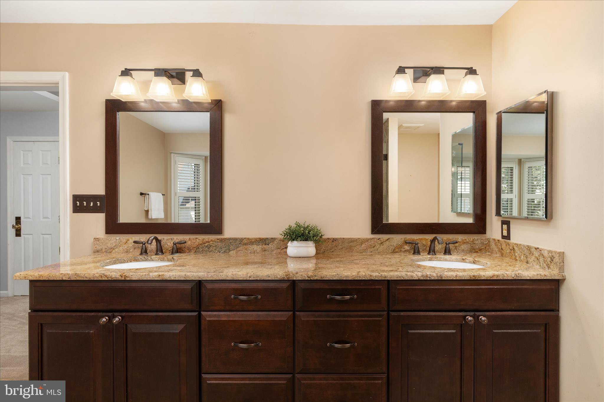 THE DOWNS - Residential