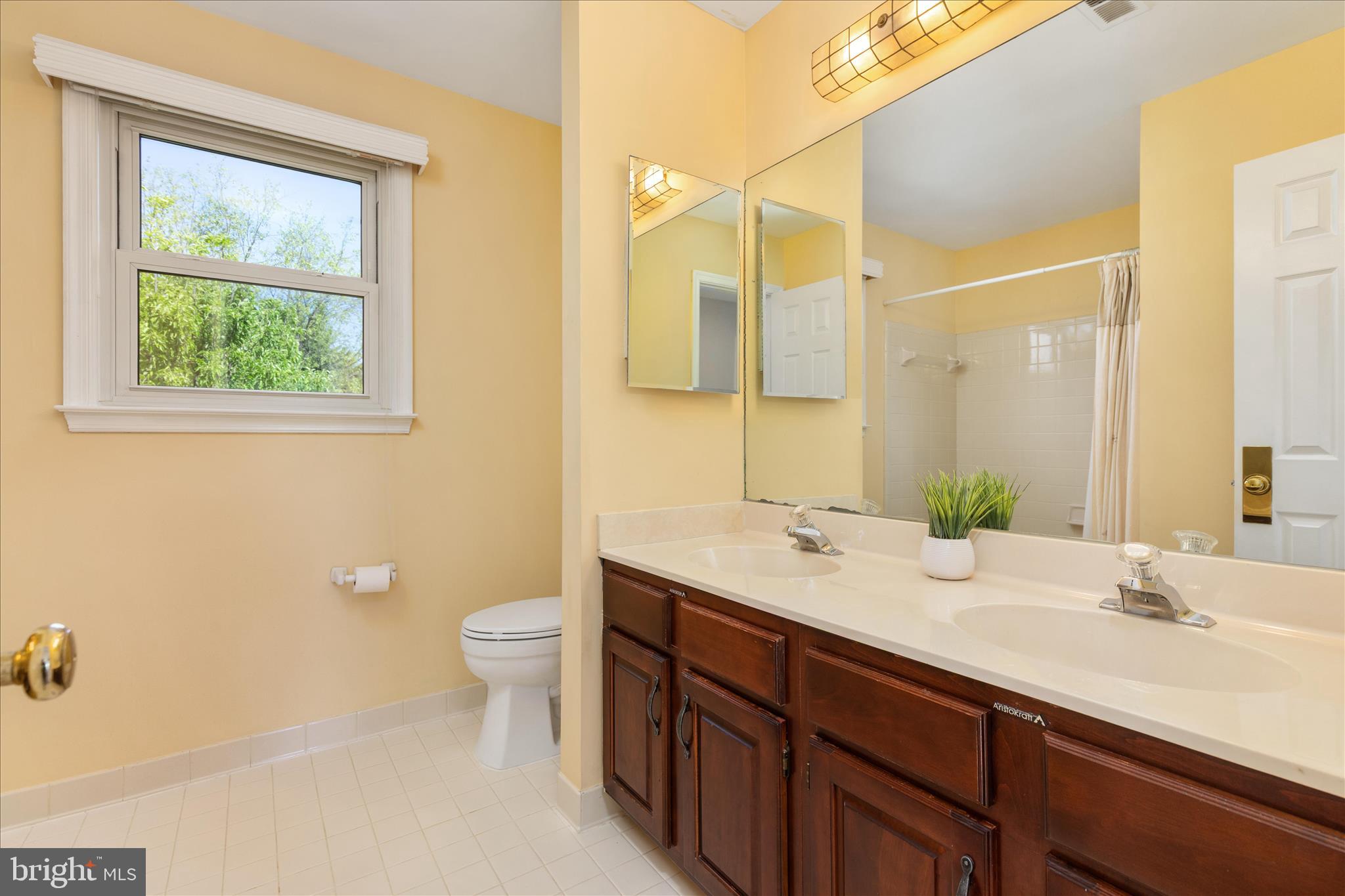 THE DOWNS - Residential