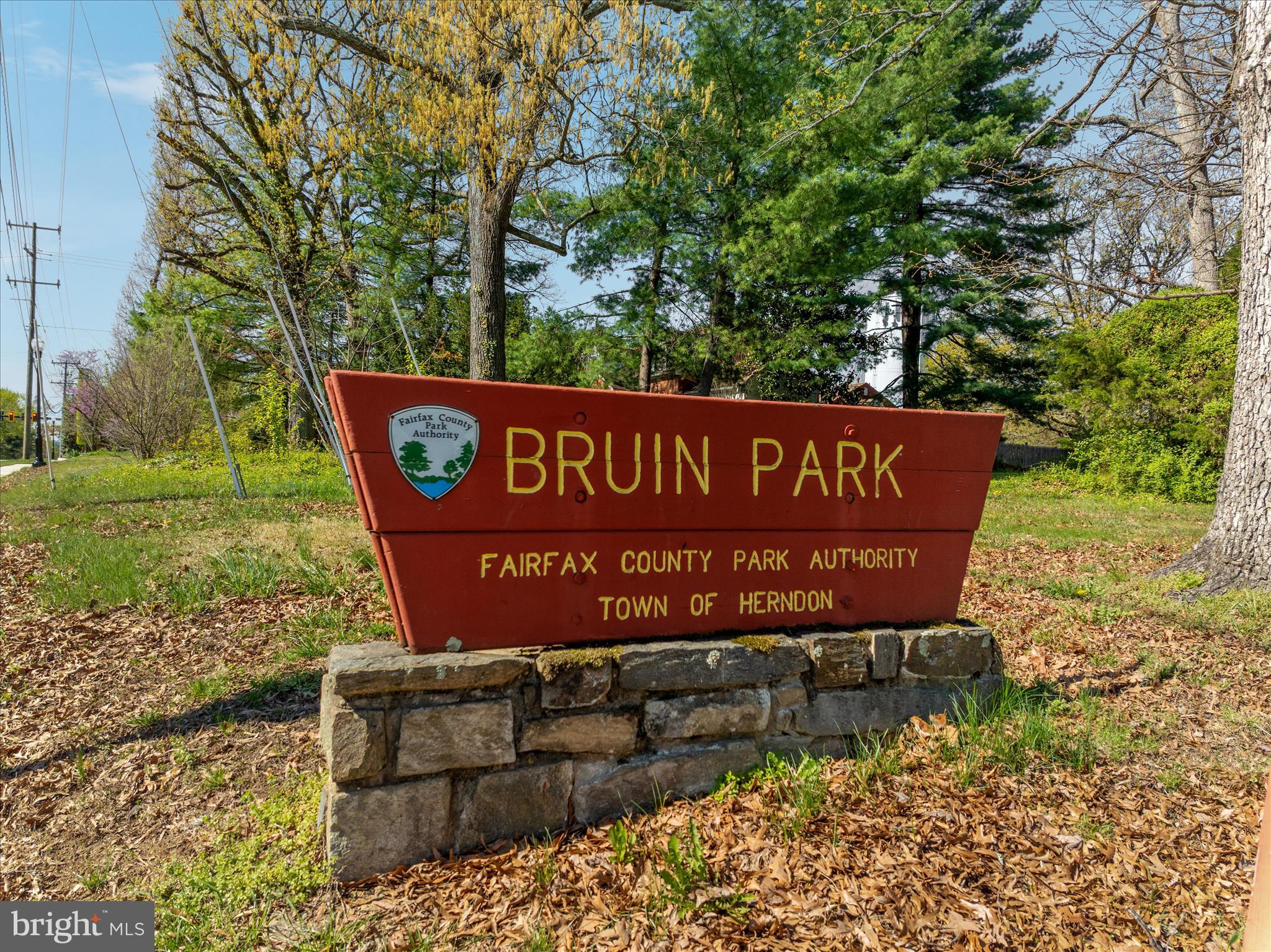 THE DOWNS - Residential