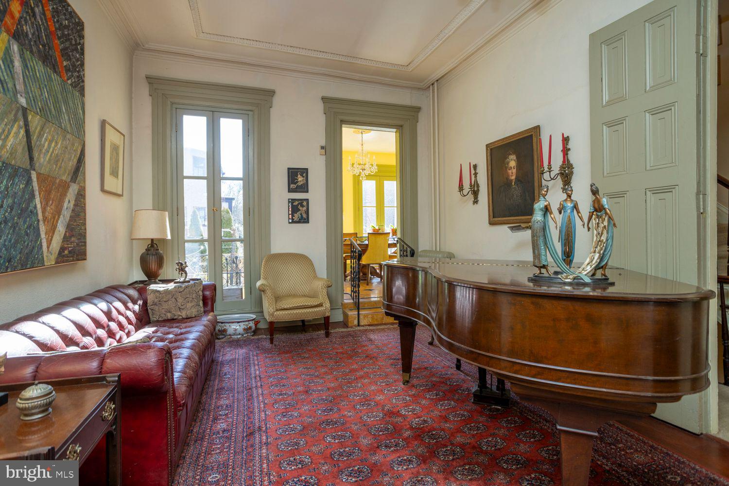 ART MUSEUM AREA - Residential