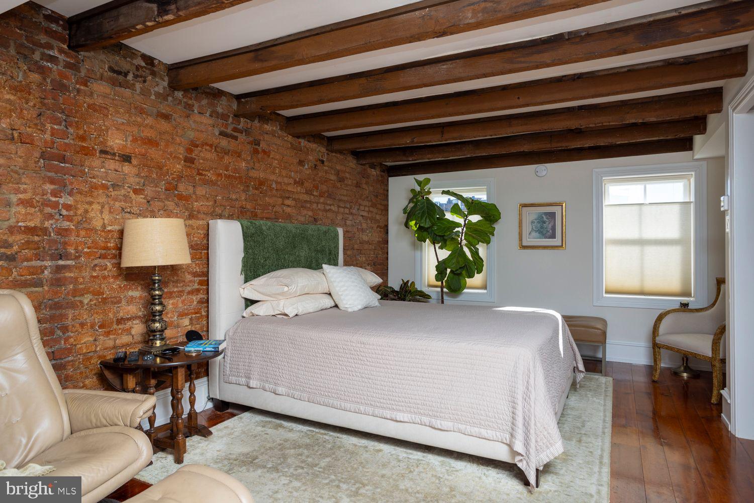 ART MUSEUM AREA - Residential