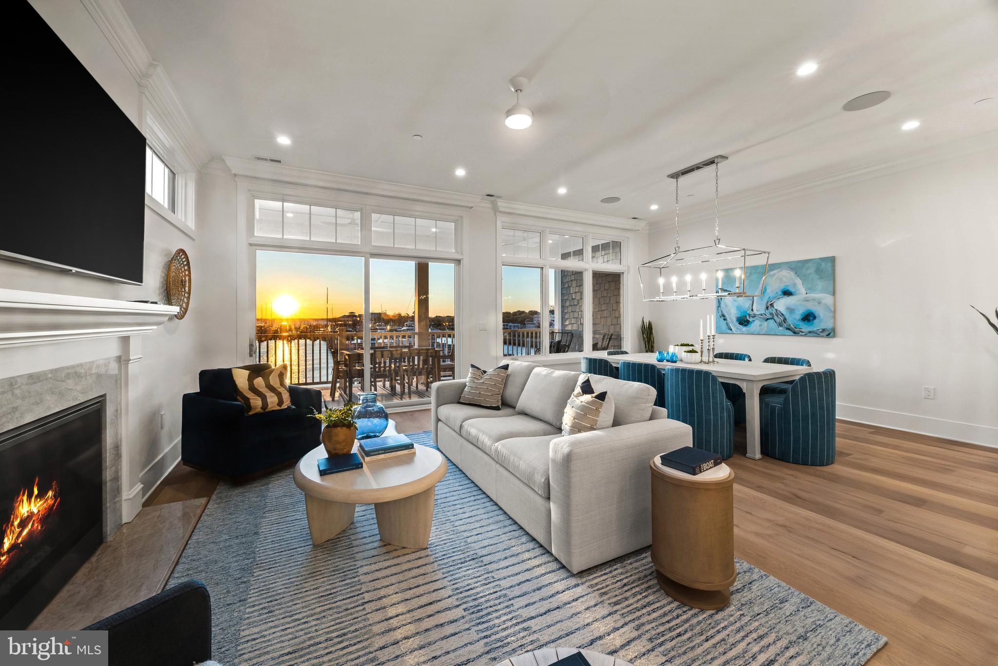 BAY BRIDGE MARINA - Residential