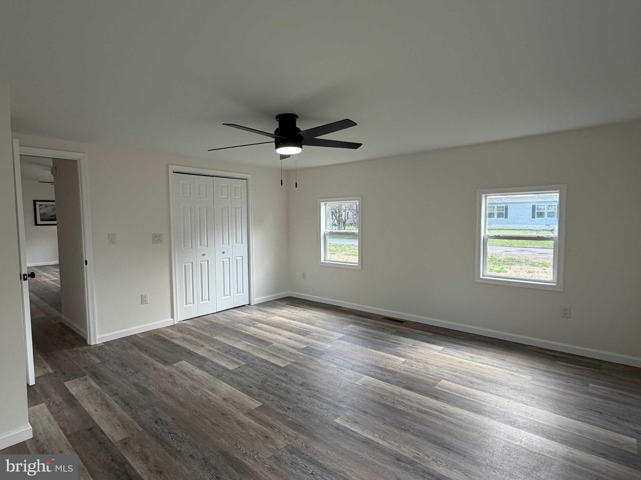 FARM VIEW PARK - Residential