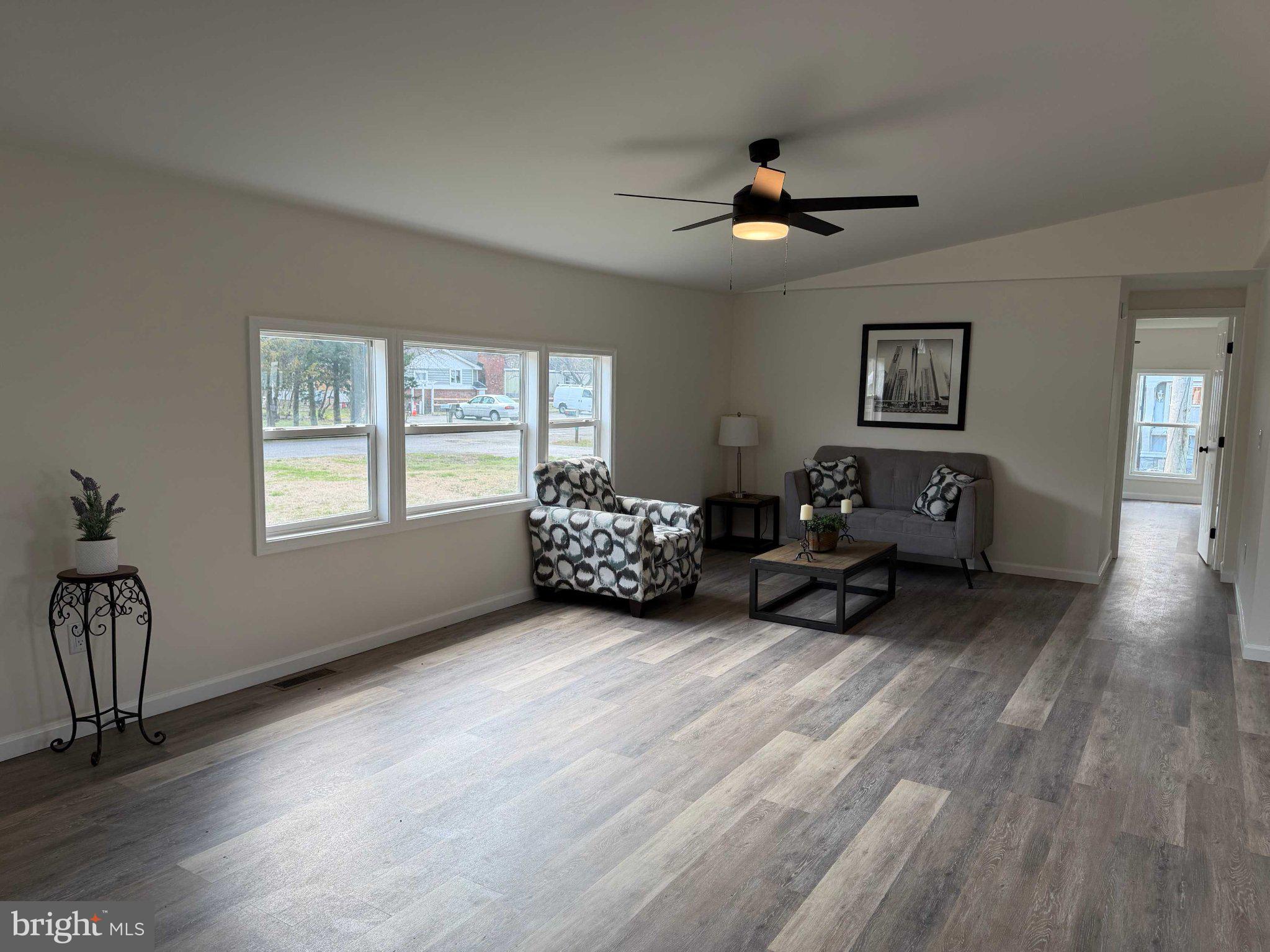 FARM VIEW PARK - Residential