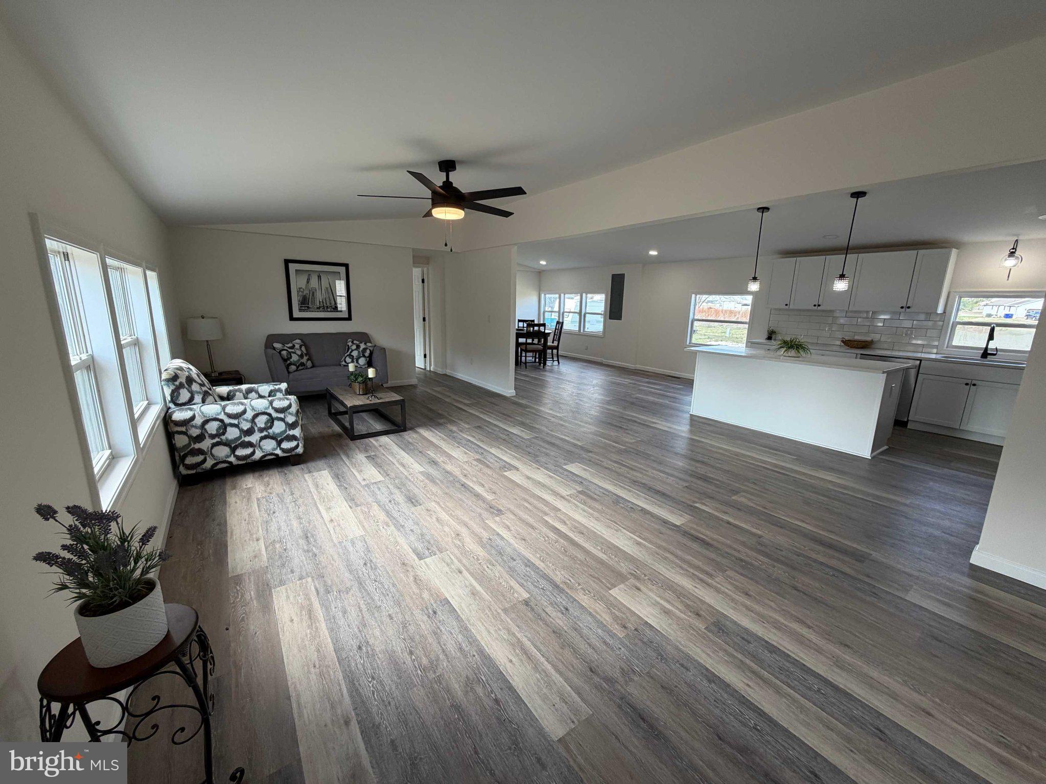 FARM VIEW PARK - Residential