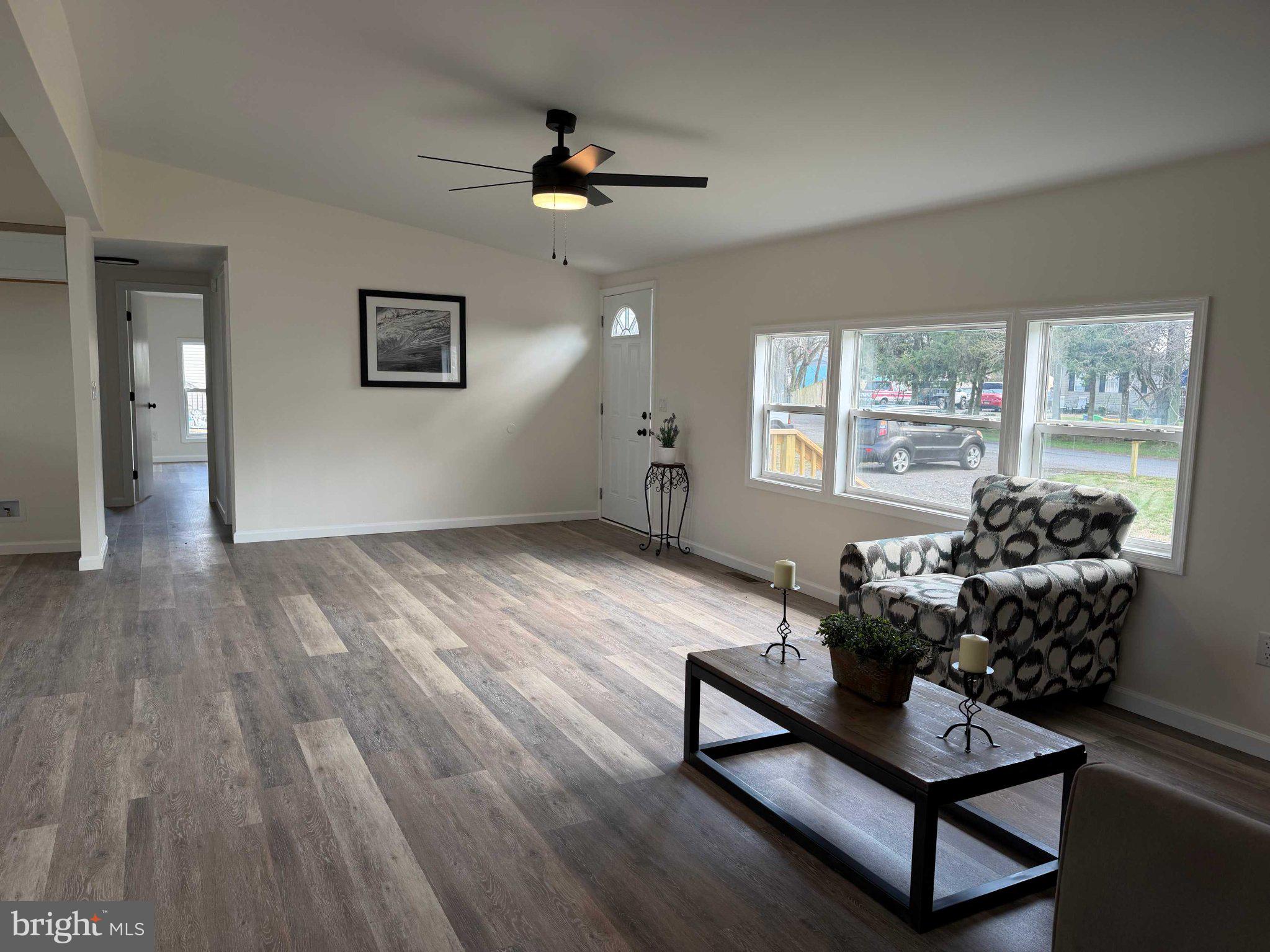 FARM VIEW PARK - Residential