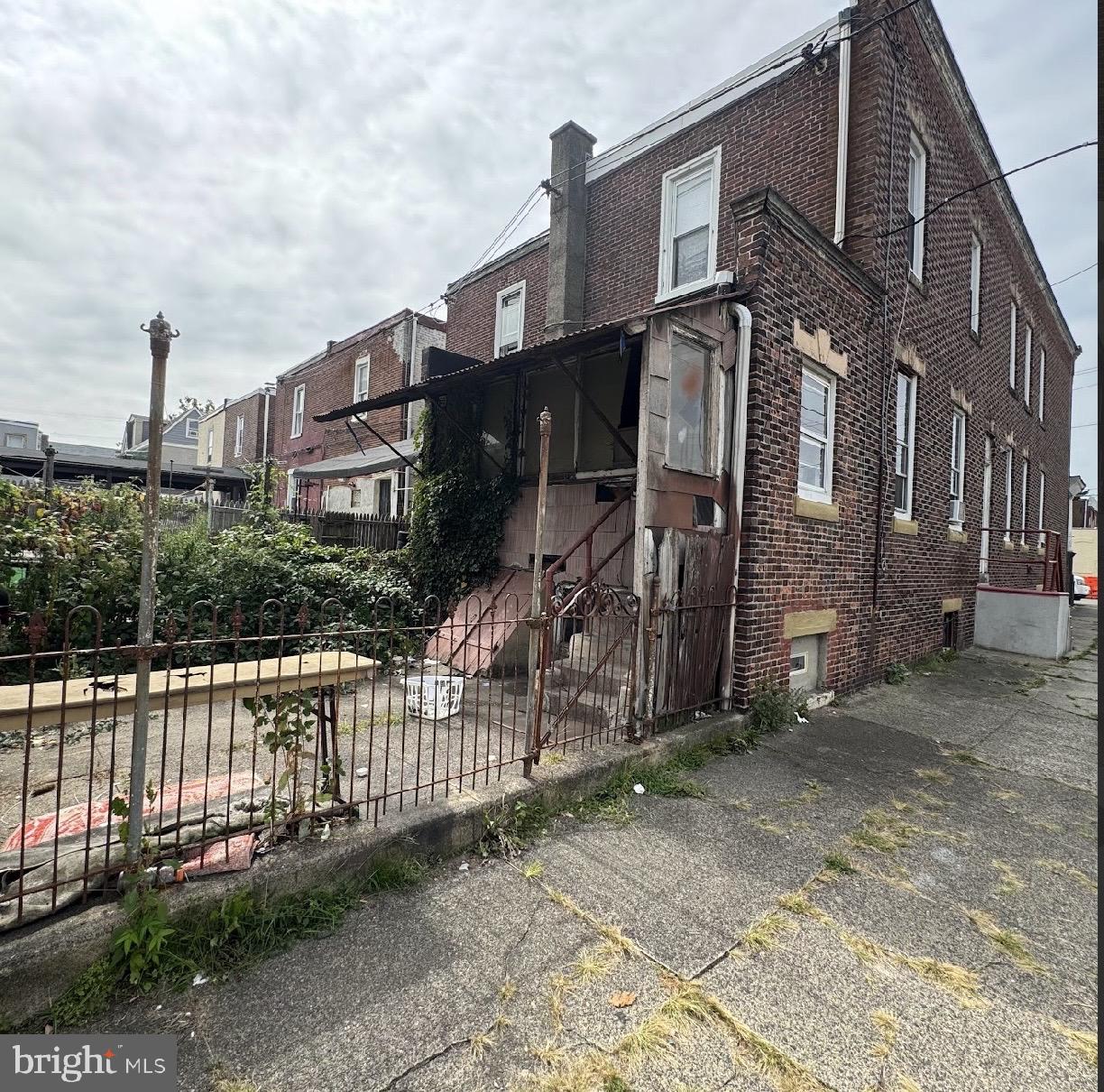 PHILADELPHIA - Residential