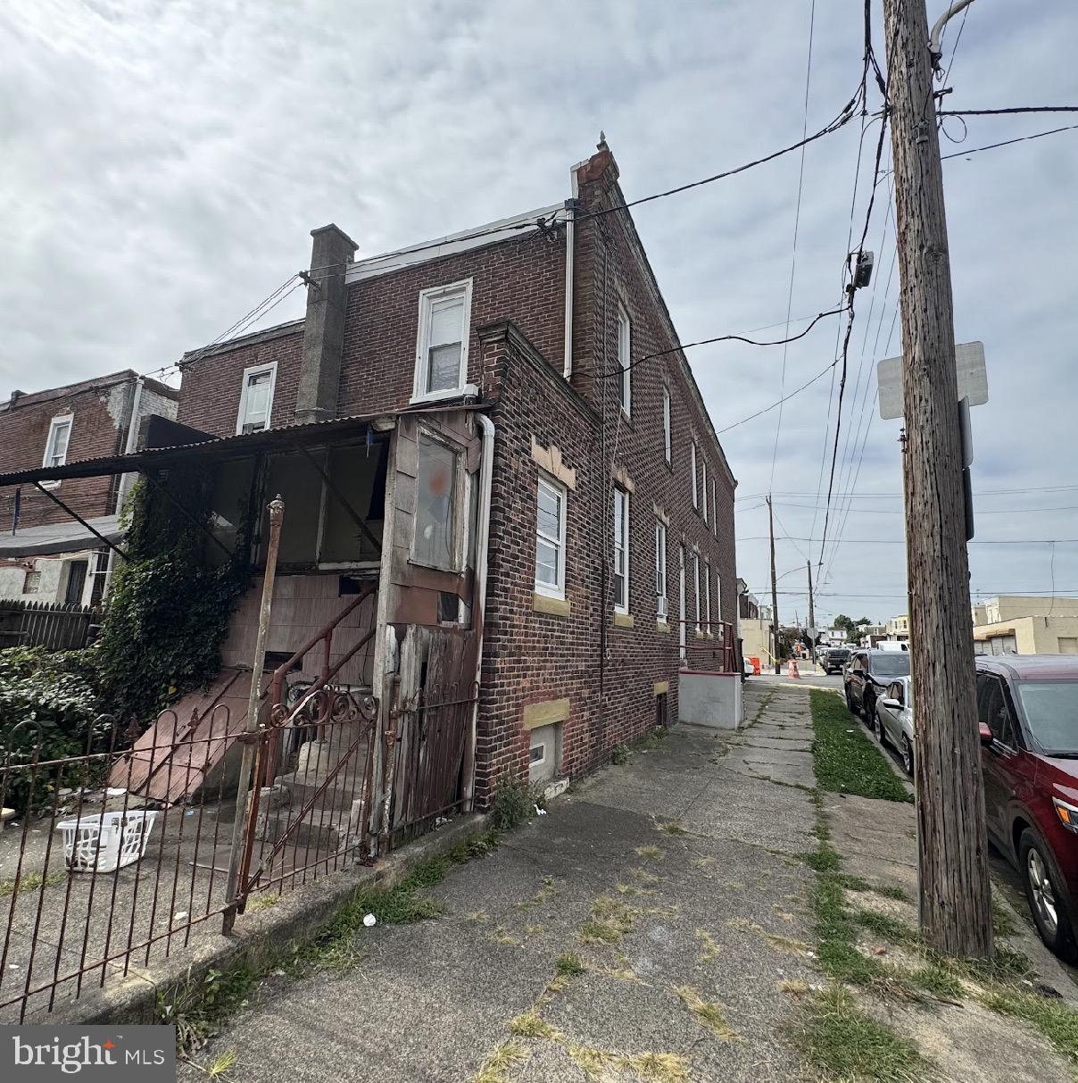 PHILADELPHIA - Residential