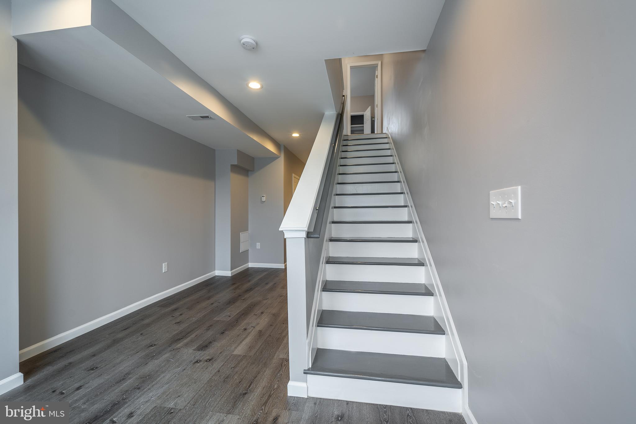 MCELDERRY PARK - Residential Lease