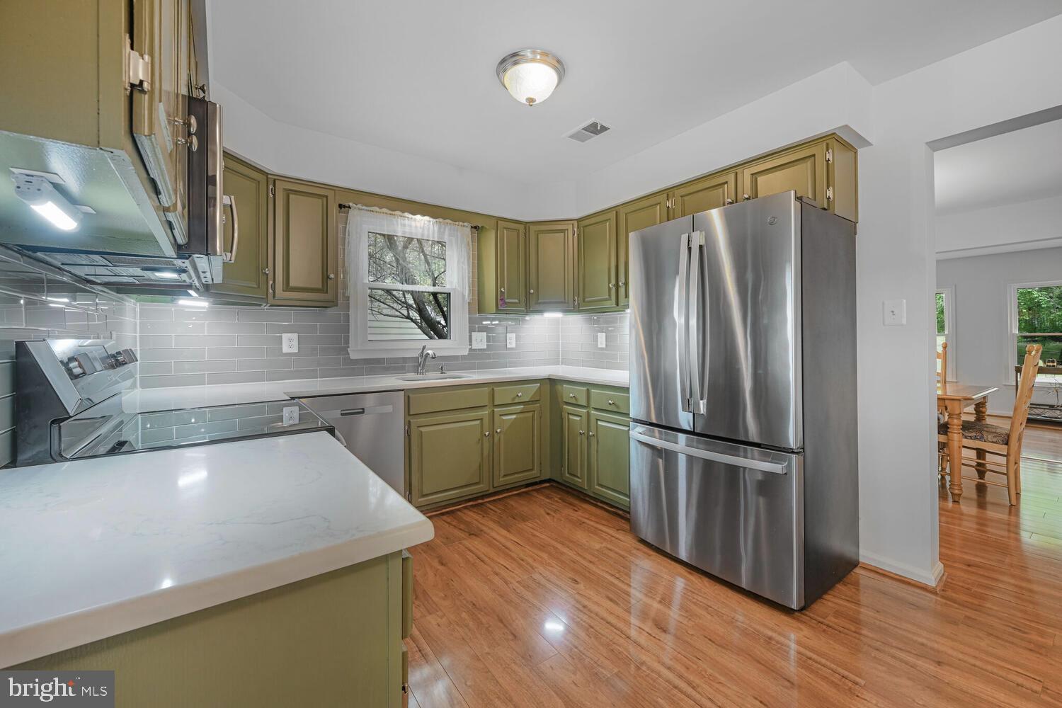 KEMP MILL FOREST - Residential