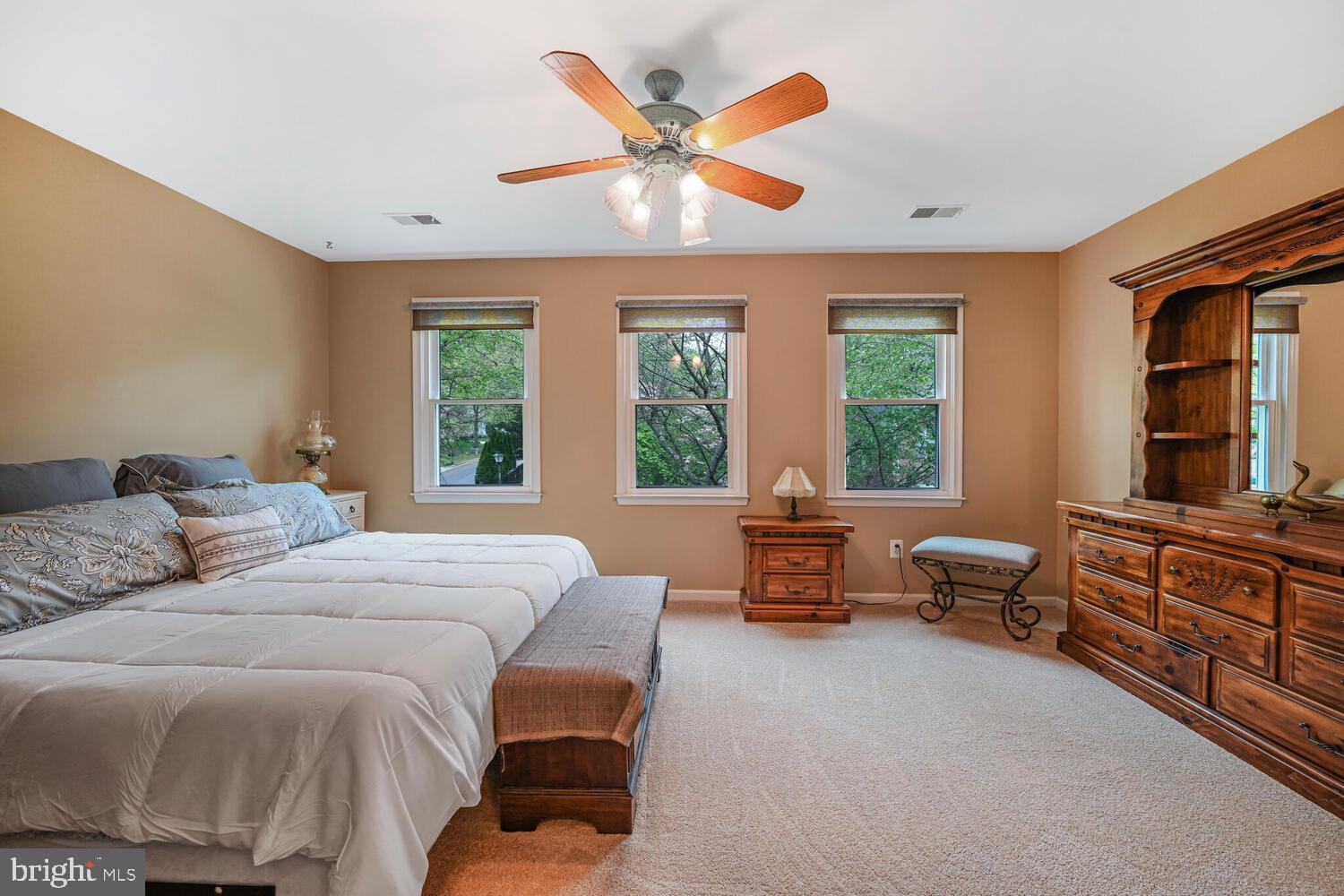 KEMP MILL FOREST - Residential