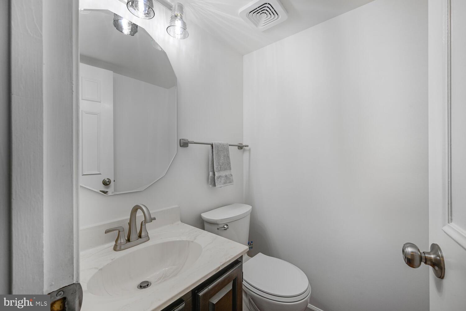 KEMP MILL FOREST - Residential